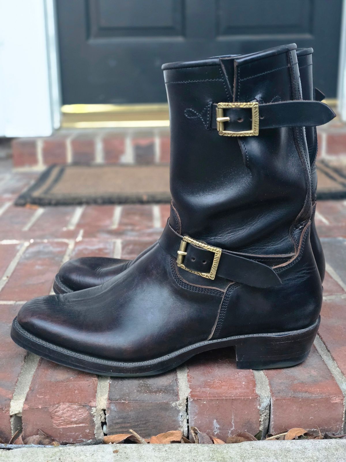 Photo by alanight on January 5, 2026 of the Fortis Boots Engineer Pandawa Last in Fortis Boots Indonesian Natural Vegtan Hand Overdye.