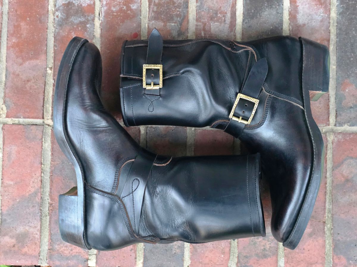 Photo by alanight on January 5, 2026 of the Fortis Boots Engineer Pandawa Last in Fortis Boots Indonesian Natural Vegtan Hand Overdye.