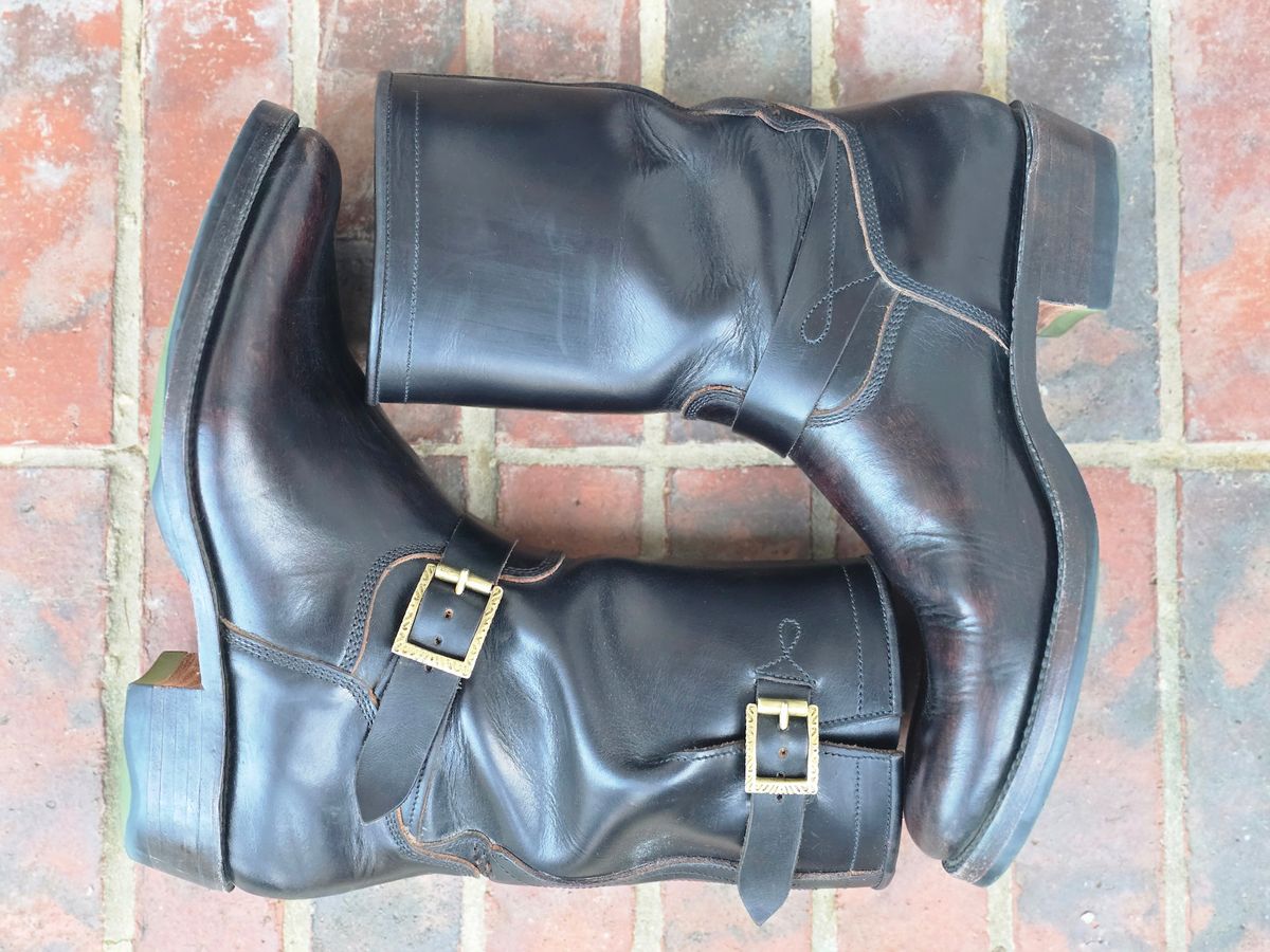 Photo by alanight on March 6, 2026 of the Fortis Boots Engineer Pandawa Last in Fortis Boots Indonesian Natural Vegtan Hand Overdye.