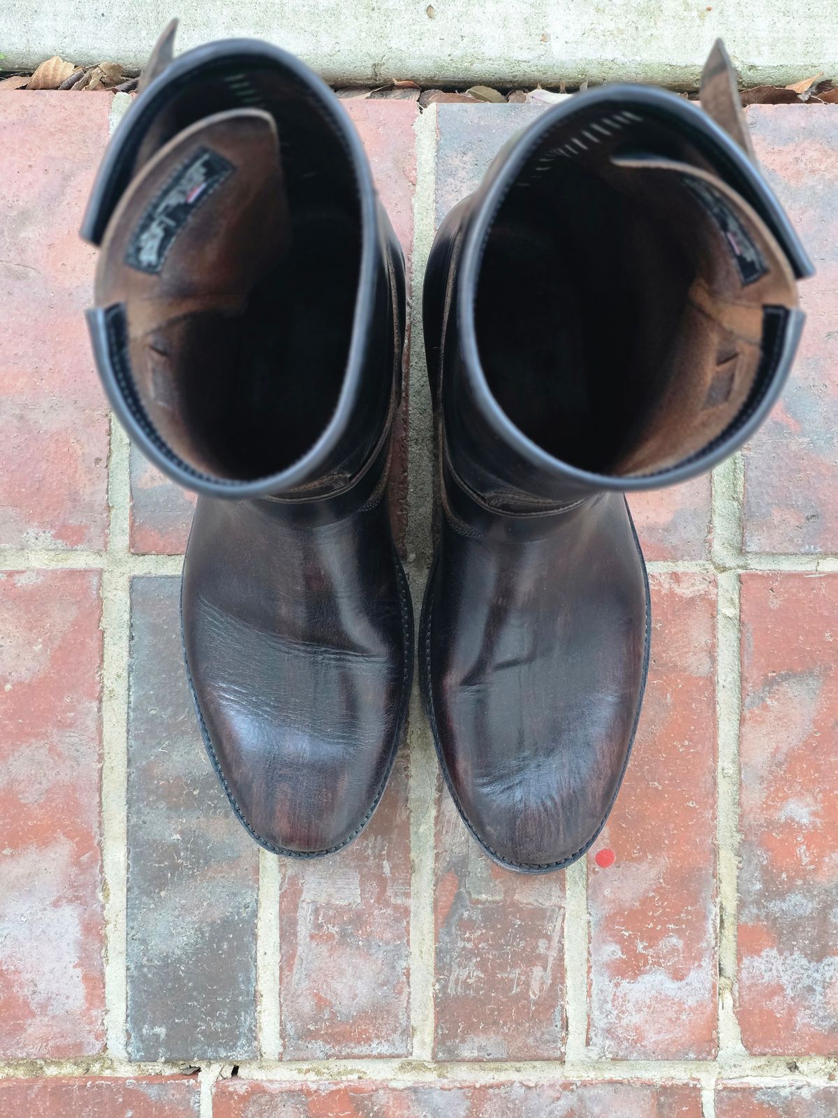 Photo by alanight on March 6, 2026 of the Fortis Boots Engineer Pandawa Last in Fortis Boots Indonesian Natural Vegtan Hand Overdye.