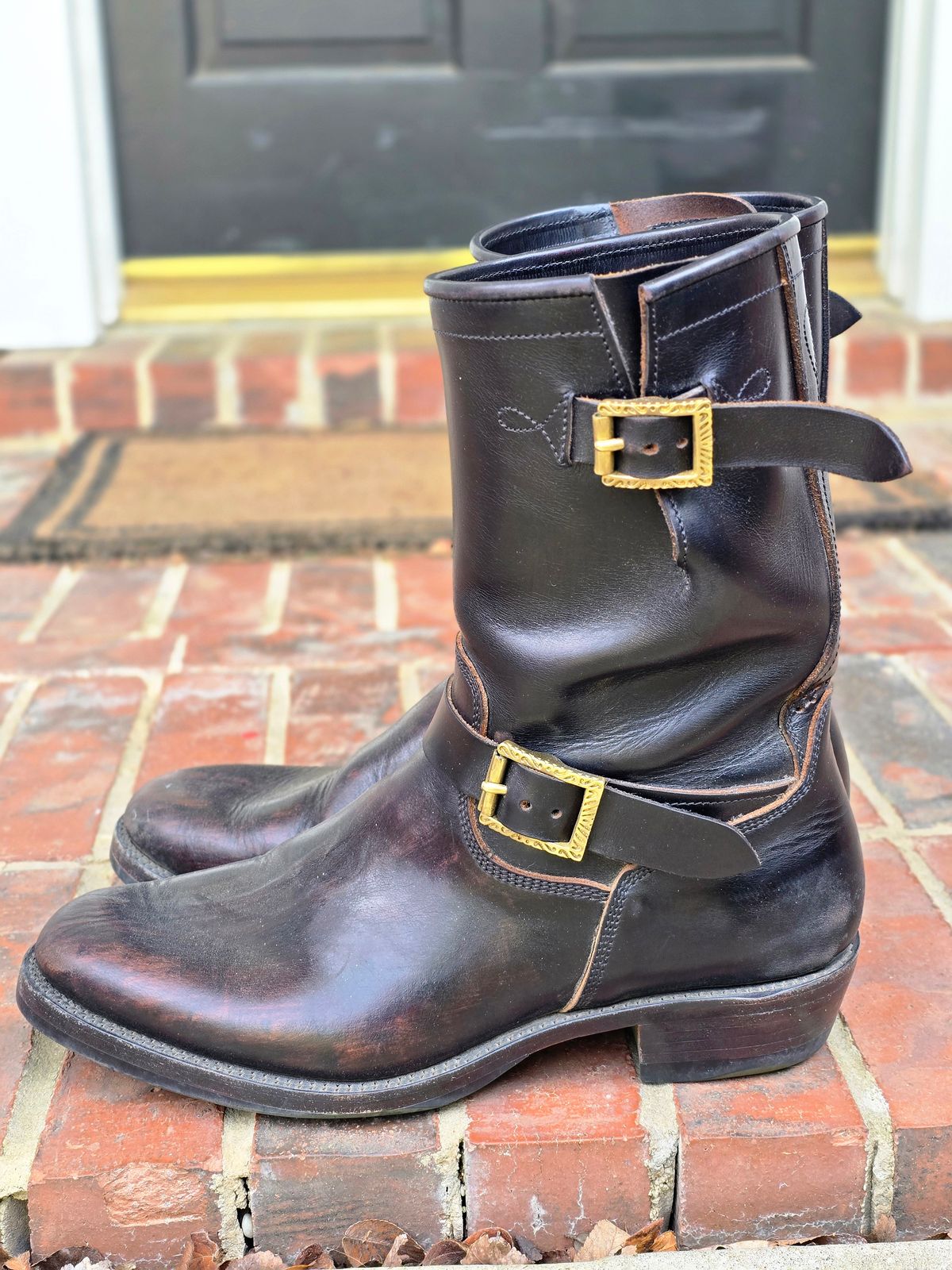 Photo by alanight on April 5, 2026 of the Fortis Boots Engineer Pandawa Last in Fortis Boots Indonesian Natural Vegtan Hand Overdye.