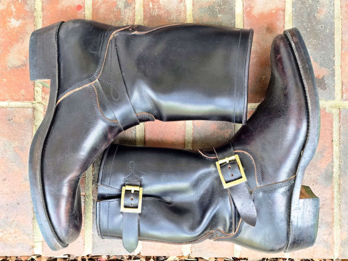 Photo by alanight on April 5, 2026 of the Fortis Boots Engineer Pandawa Last in Fortis Boots Indonesian Natural Vegtan Hand Overdye.