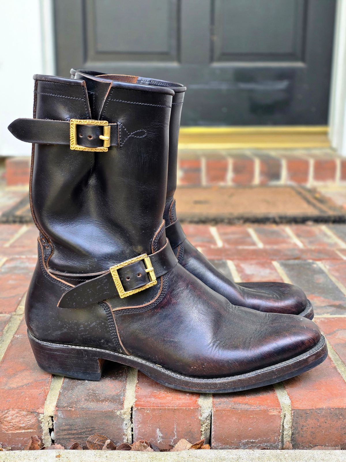 Photo by alanight on April 5, 2026 of the Fortis Boots Engineer Pandawa Last in Fortis Boots Indonesian Natural Vegtan Hand Overdye.