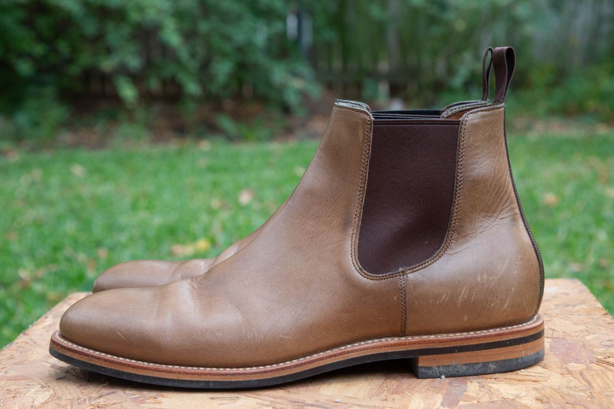 Photo by alanight on November 3, 2024 of the Grant Stone Chelsea Boot in Horween Dune Chromexcel.