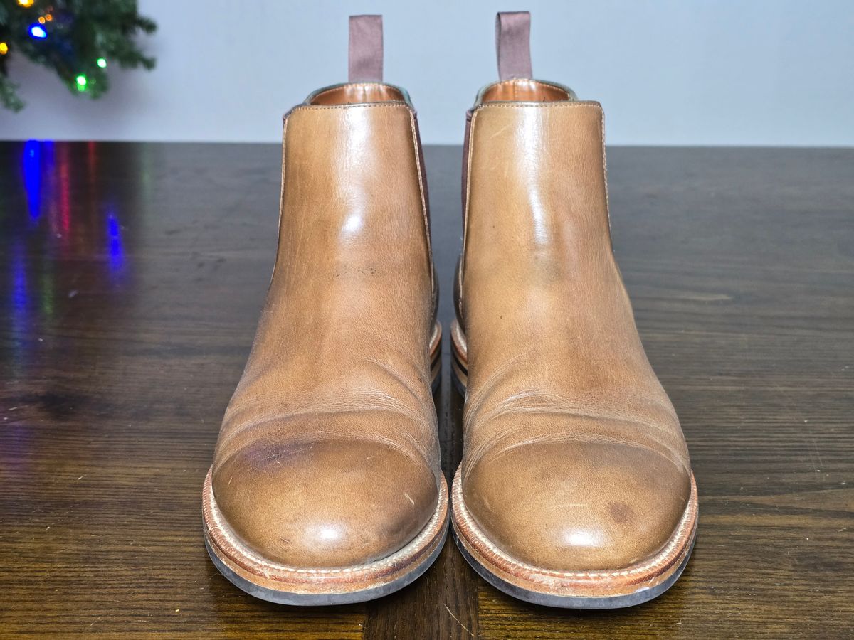 Photo by alanight on December 5, 2024 of the Grant Stone Chelsea Boot in Horween Dune Chromexcel.
