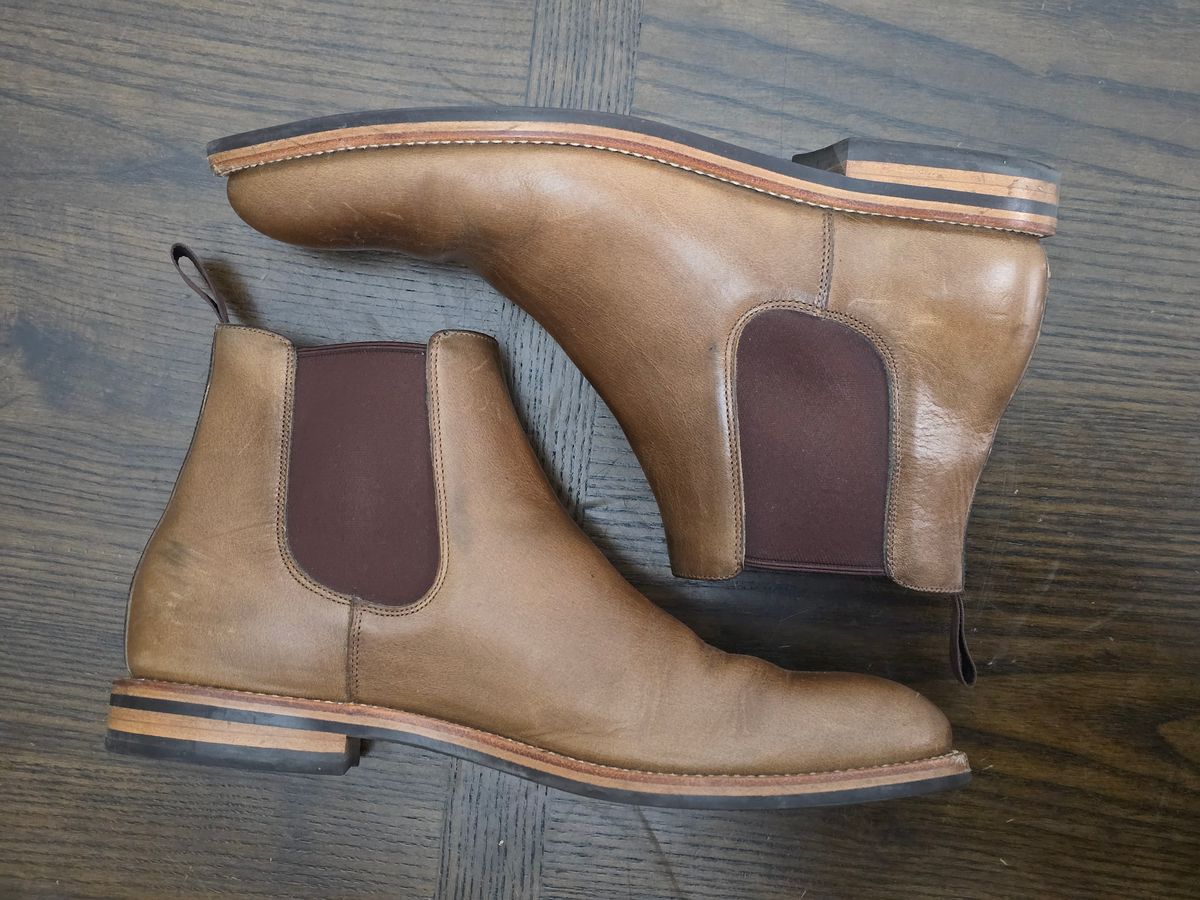 Photo by alanight on December 5, 2024 of the Grant Stone Chelsea Boot in Horween Dune Chromexcel.