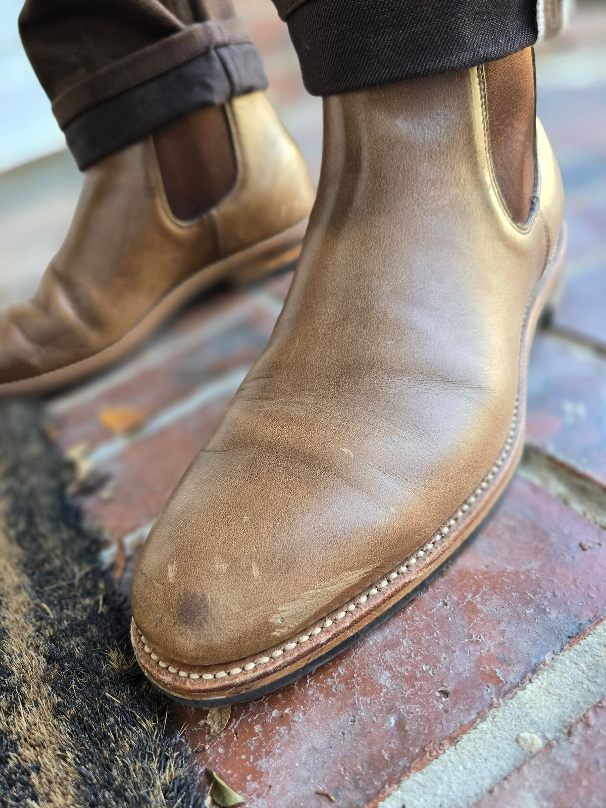 Photo by alanight on January 4, 2025 of the Grant Stone Chelsea Boot in Horween Dune Chromexcel.