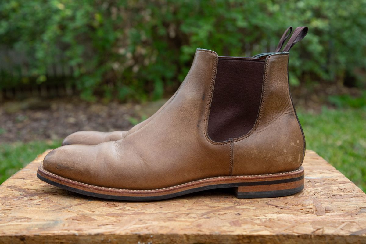 Photo by alanight on January 4, 2025 of the Grant Stone Chelsea Boot in Horween Dune Chromexcel.