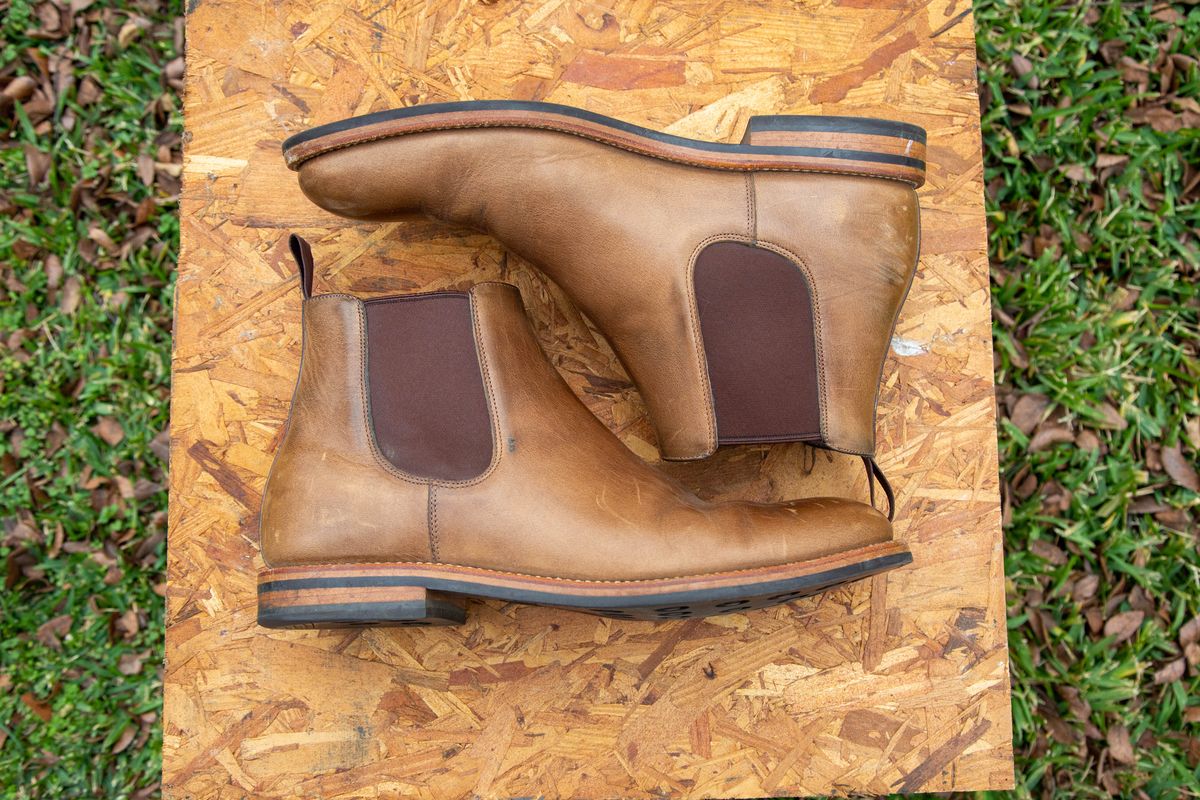Photo by alanight on January 4, 2025 of the Grant Stone Chelsea Boot in Horween Dune Chromexcel.