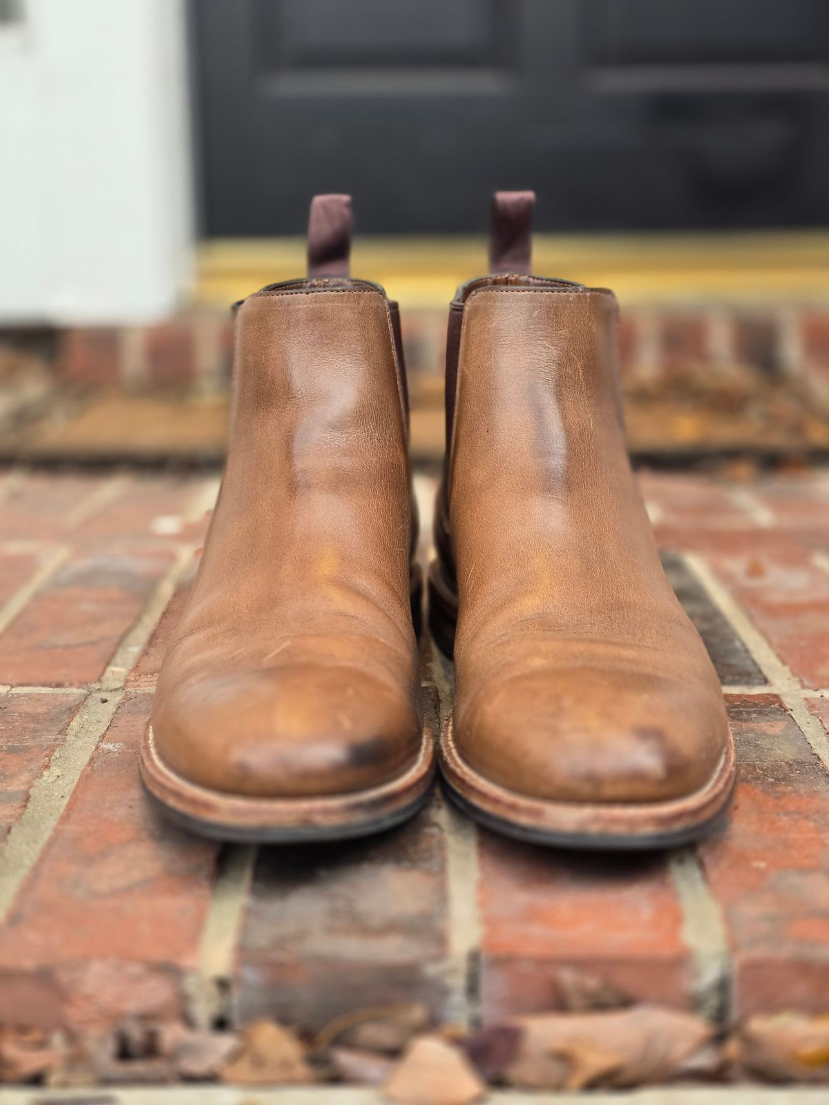 Photo by alanight on March 4, 2025 of the Grant Stone Chelsea Boot in Horween Dune Chromexcel.