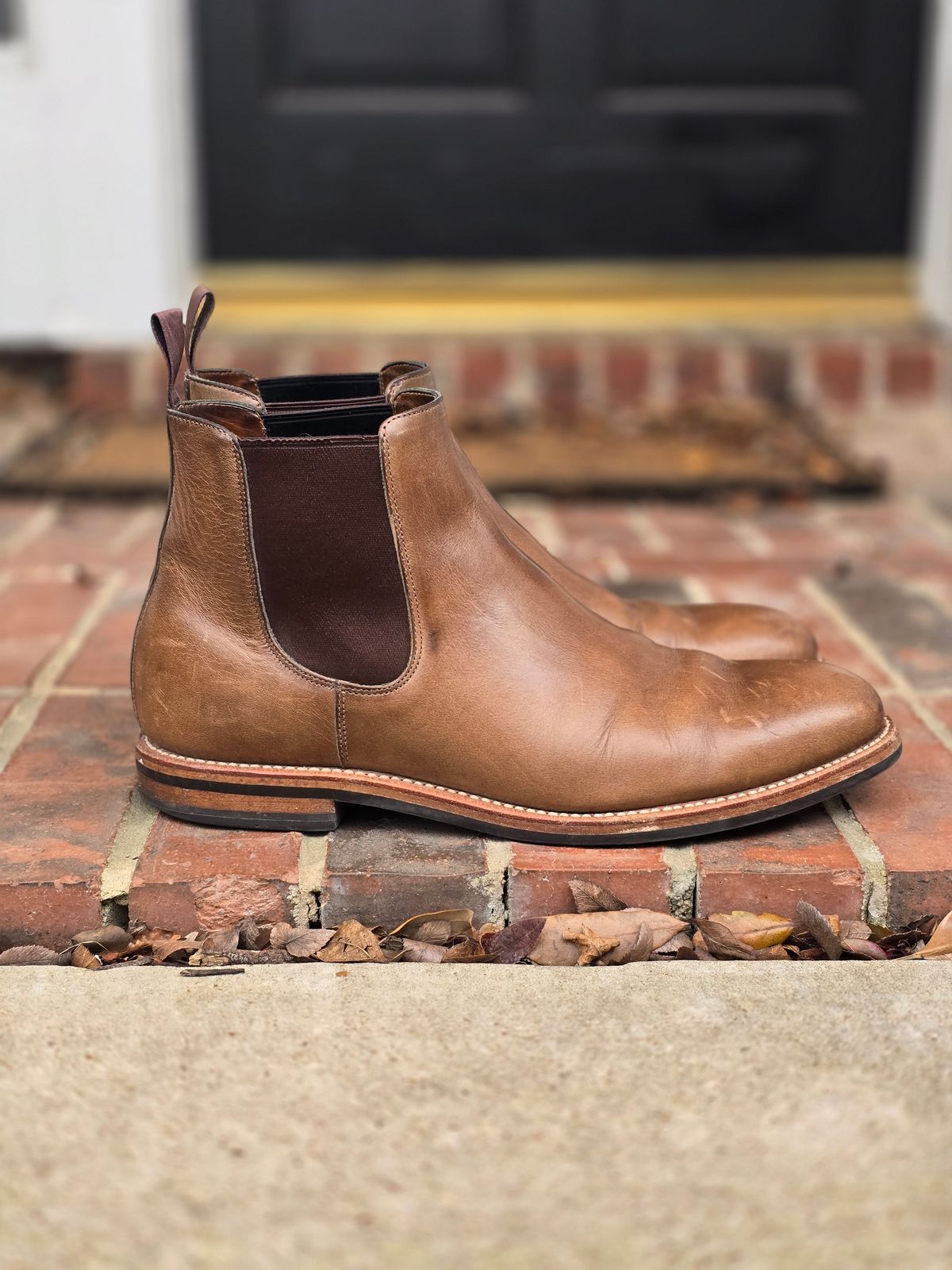 Photo by alanight on March 4, 2025 of the Grant Stone Chelsea Boot in Horween Dune Chromexcel.