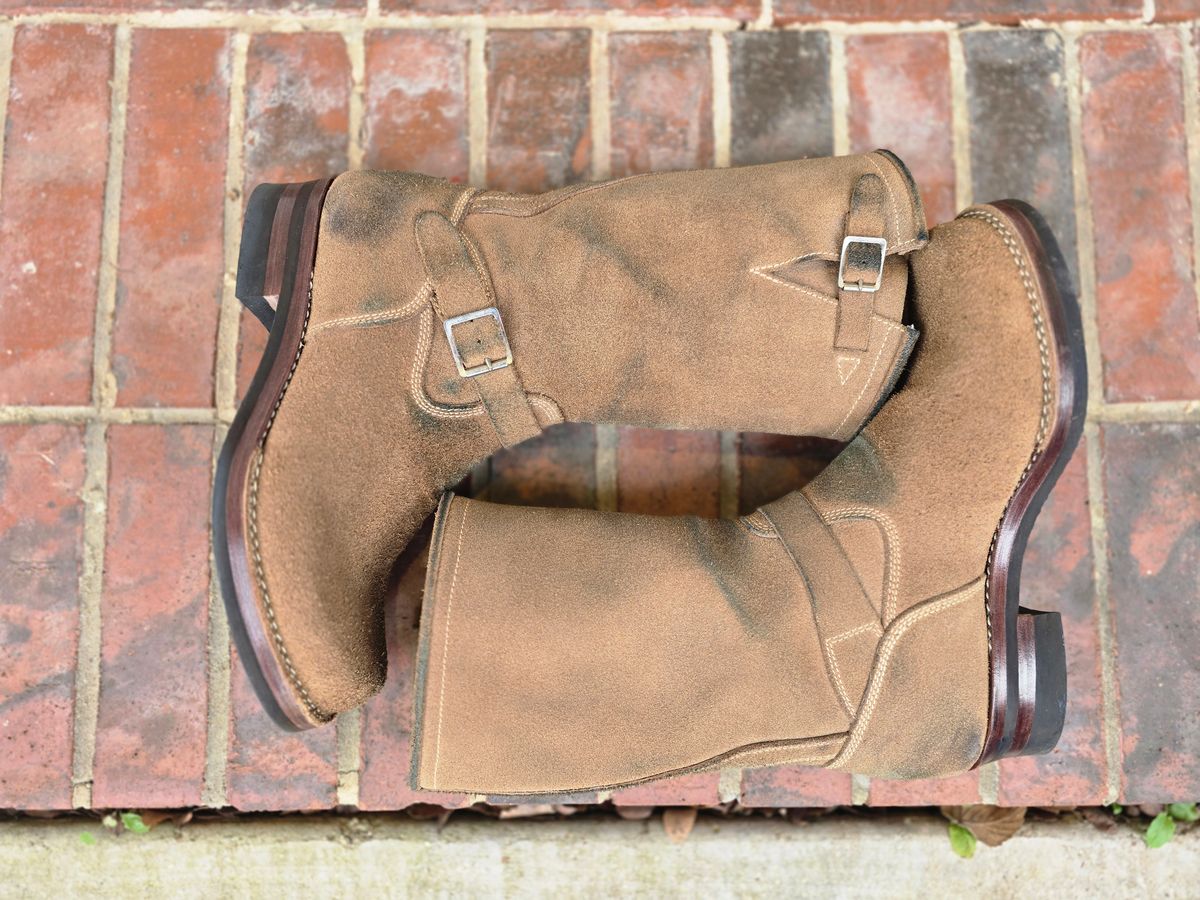 Photo by alanight on December 5, 2025 of the Kiattoko Engineer in Horween Marine Field Roughout.