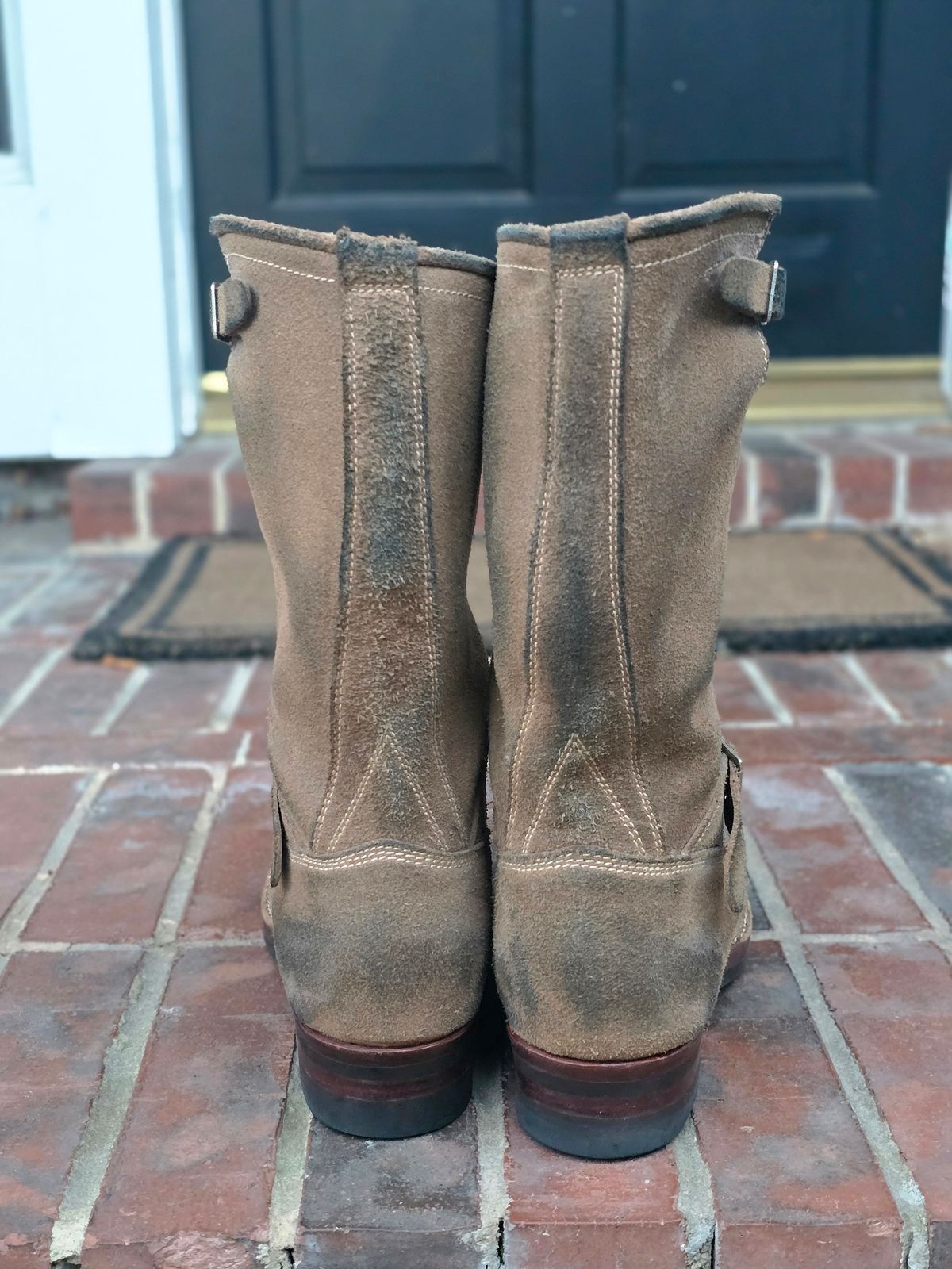 Photo by alanight on January 5, 2026 of the Kiattoko Engineer in Horween Marine Field Roughout.