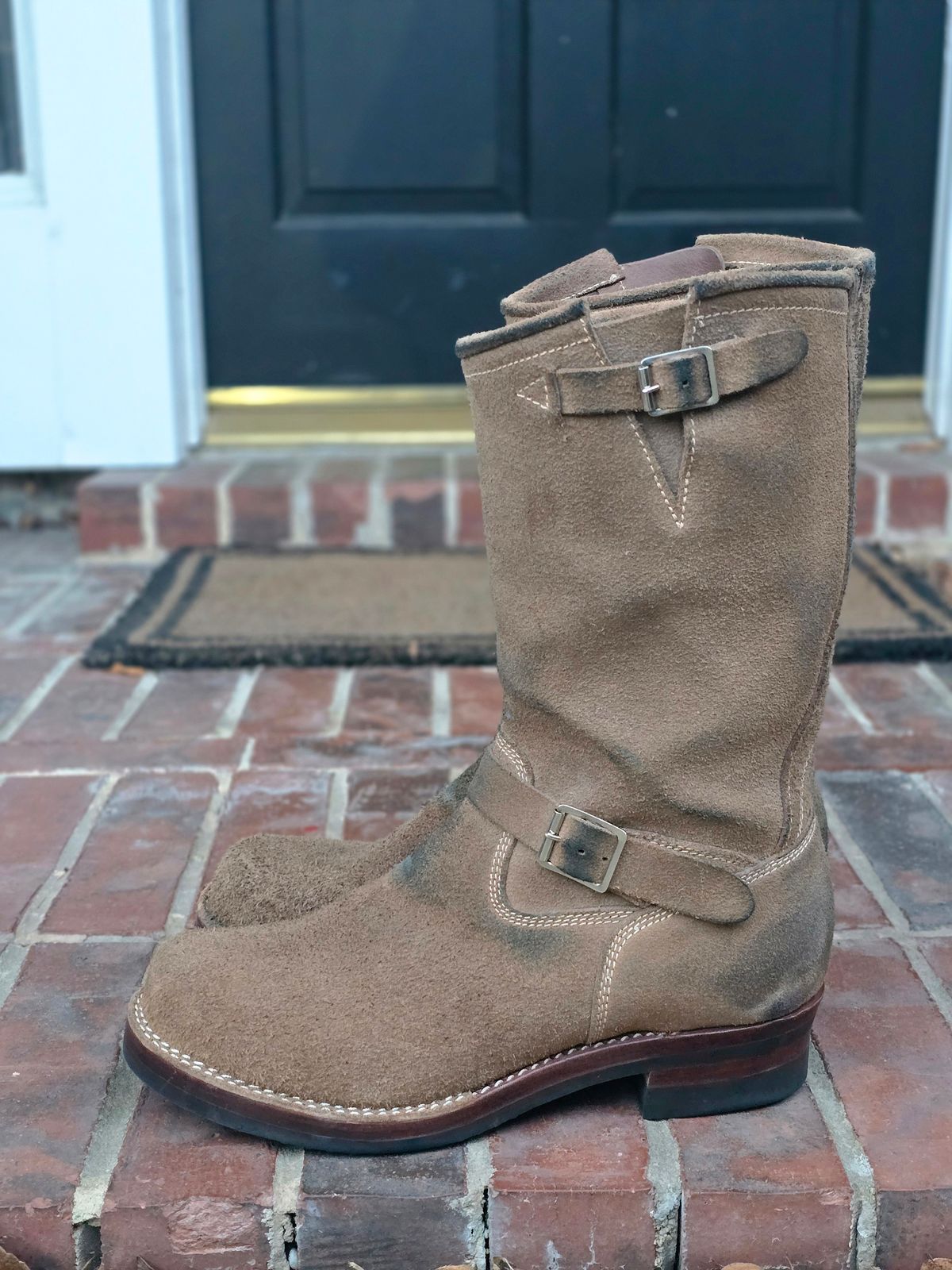 Photo by alanight on January 5, 2026 of the Kiattoko Engineer in Horween Marine Field Roughout.