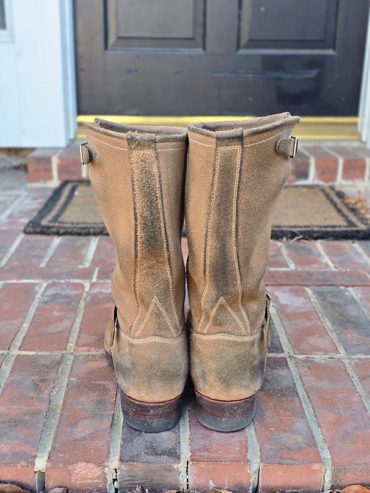 Photo by alanight on February 5, 2026 of the Kiattoko Engineer in Horween Marine Field Roughout.