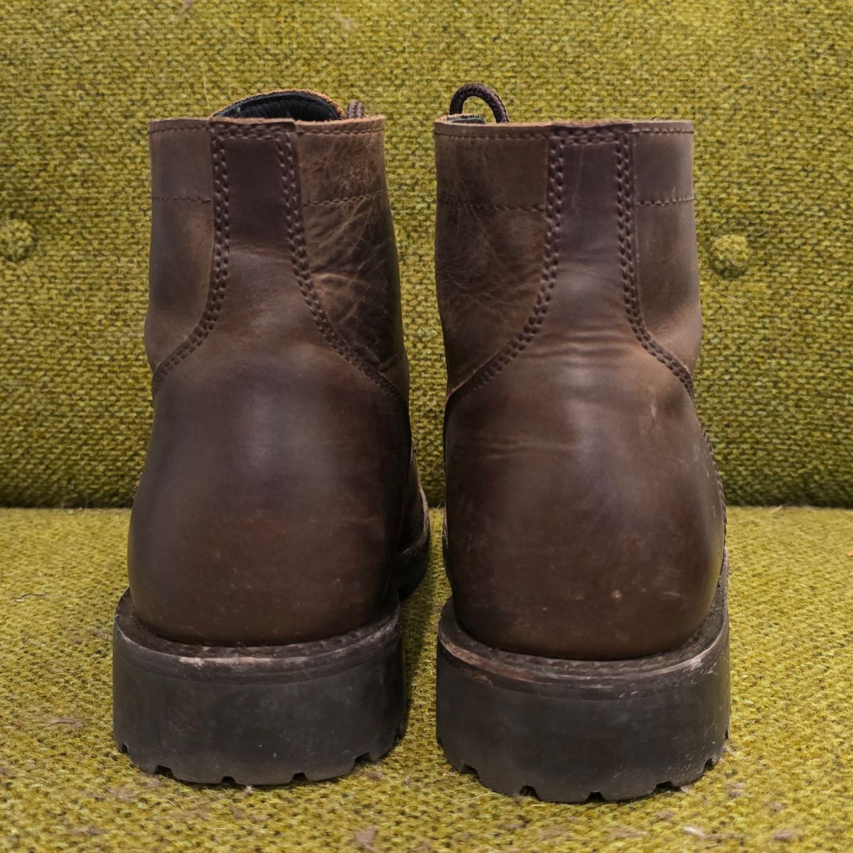 Photo by calljeef on January 4, 2026 of the Thursday Captain in Tobacco Rugged & Resilient.