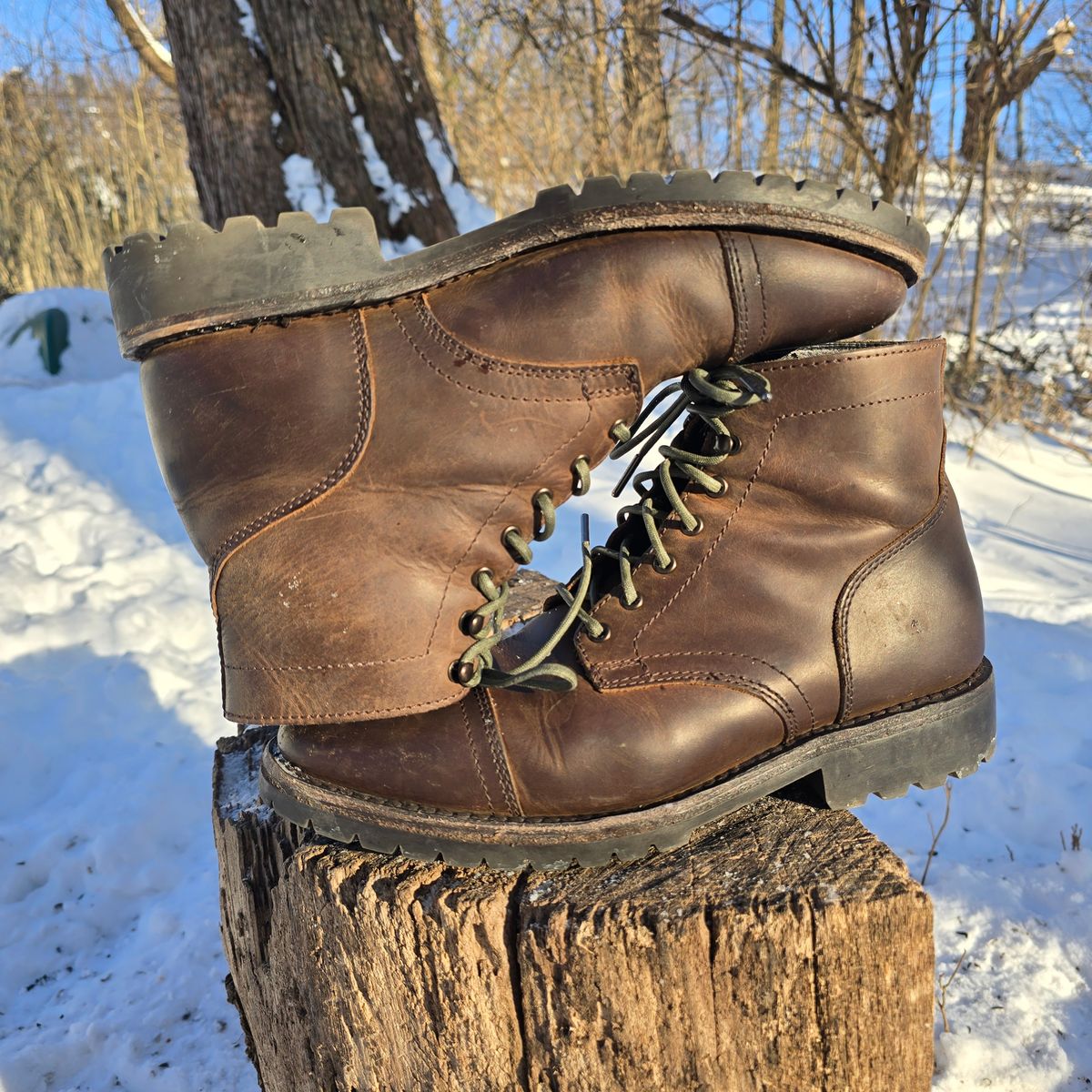 Photo by calljeef on January 30, 2026 of the Thursday Captain in Tobacco Rugged & Resilient.