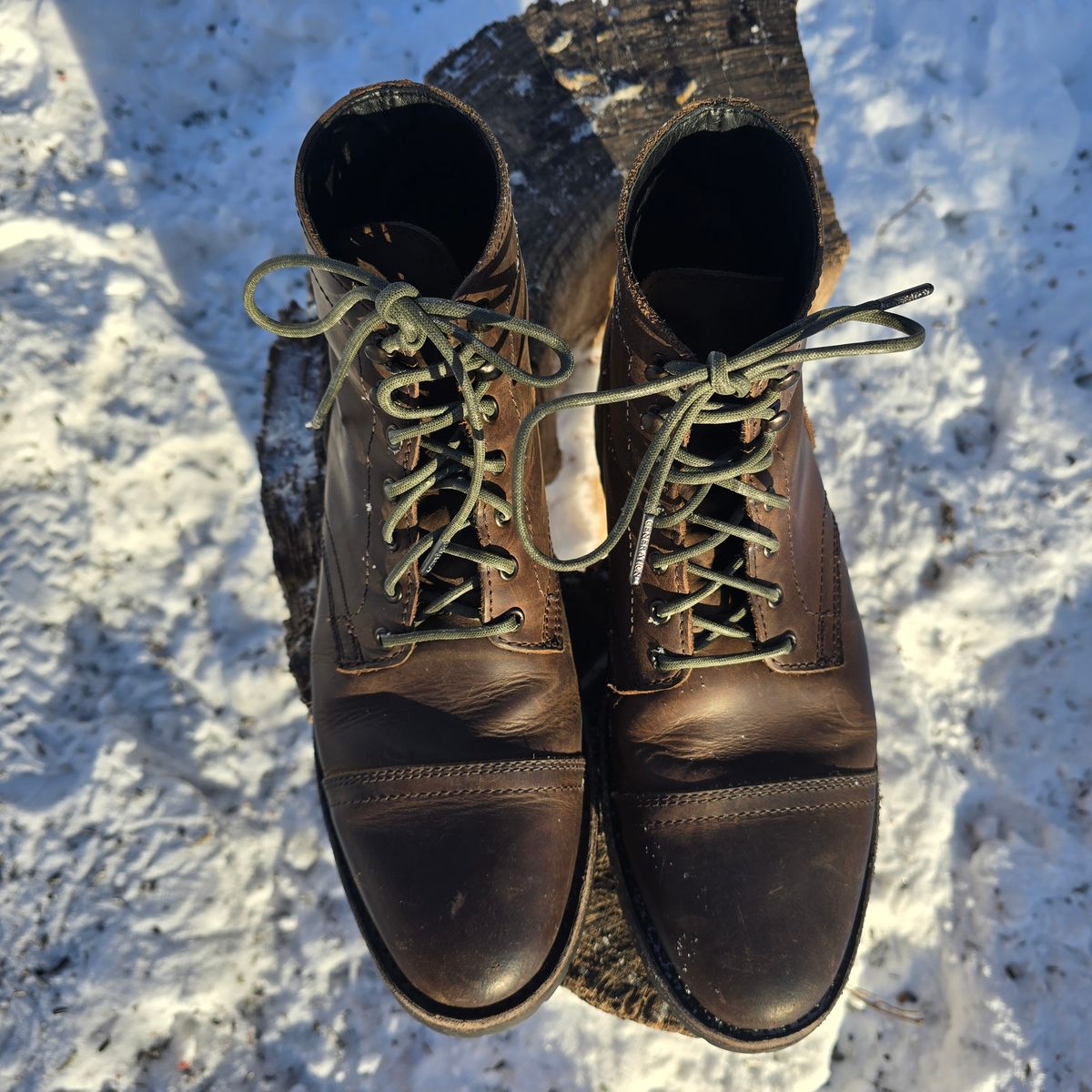 Photo by calljeef on January 30, 2026 of the Thursday Captain in Tobacco Rugged & Resilient.