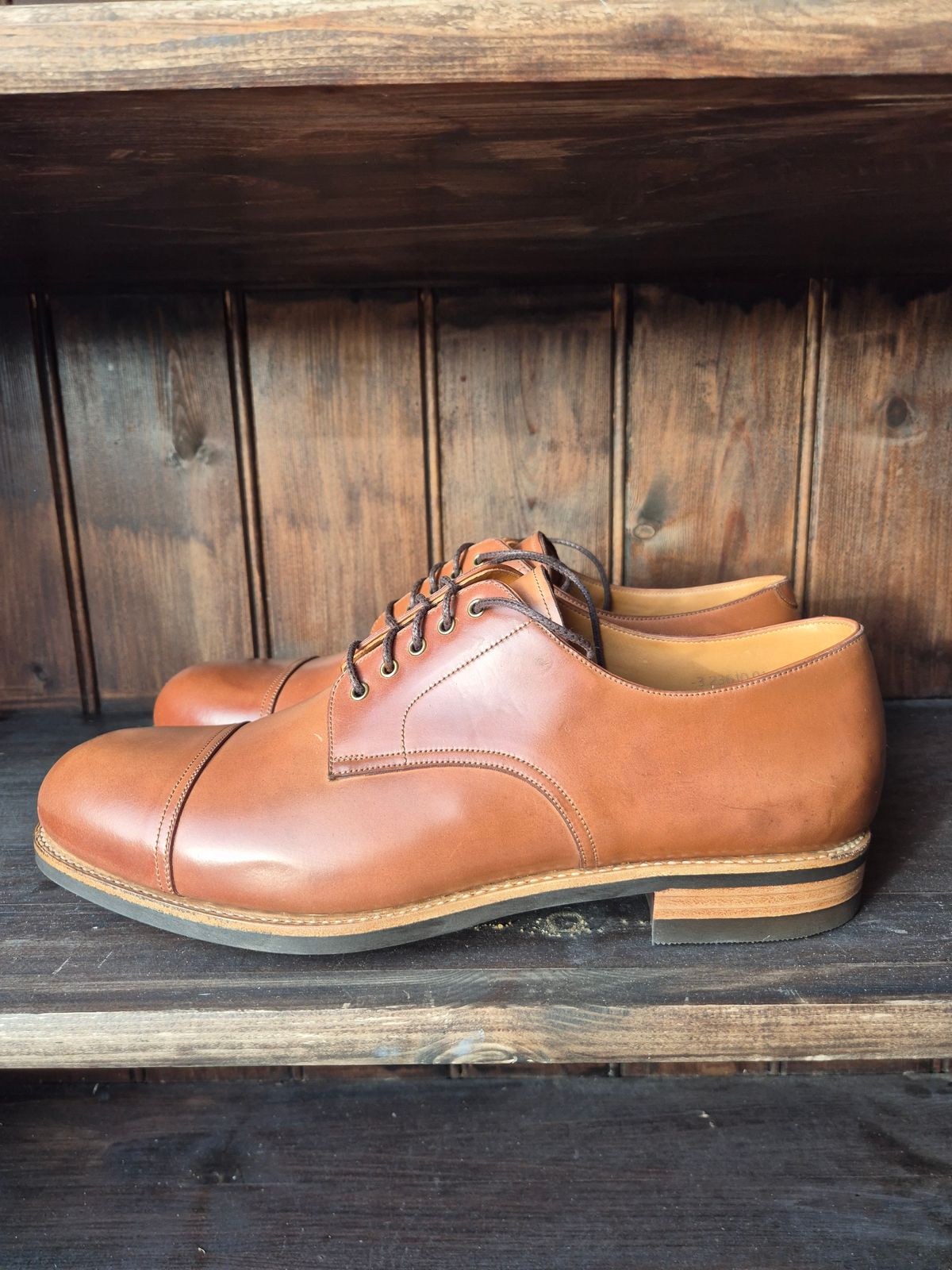 Photo by Natty on November 2, 2025 of the Carmina Custom Cap Toe Derby 80444 in Horween Natural Shell Cordovan.