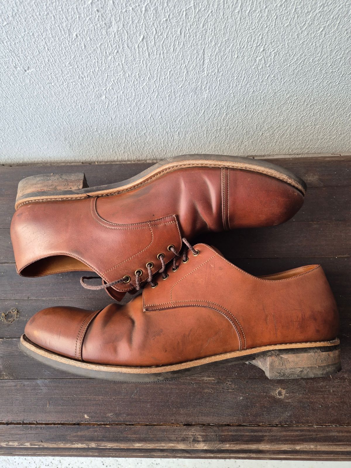 Photo by Natty on January 3, 2026 of the Carmina Custom Cap Toe Derby 80444 in Horween Natural Shell Cordovan.