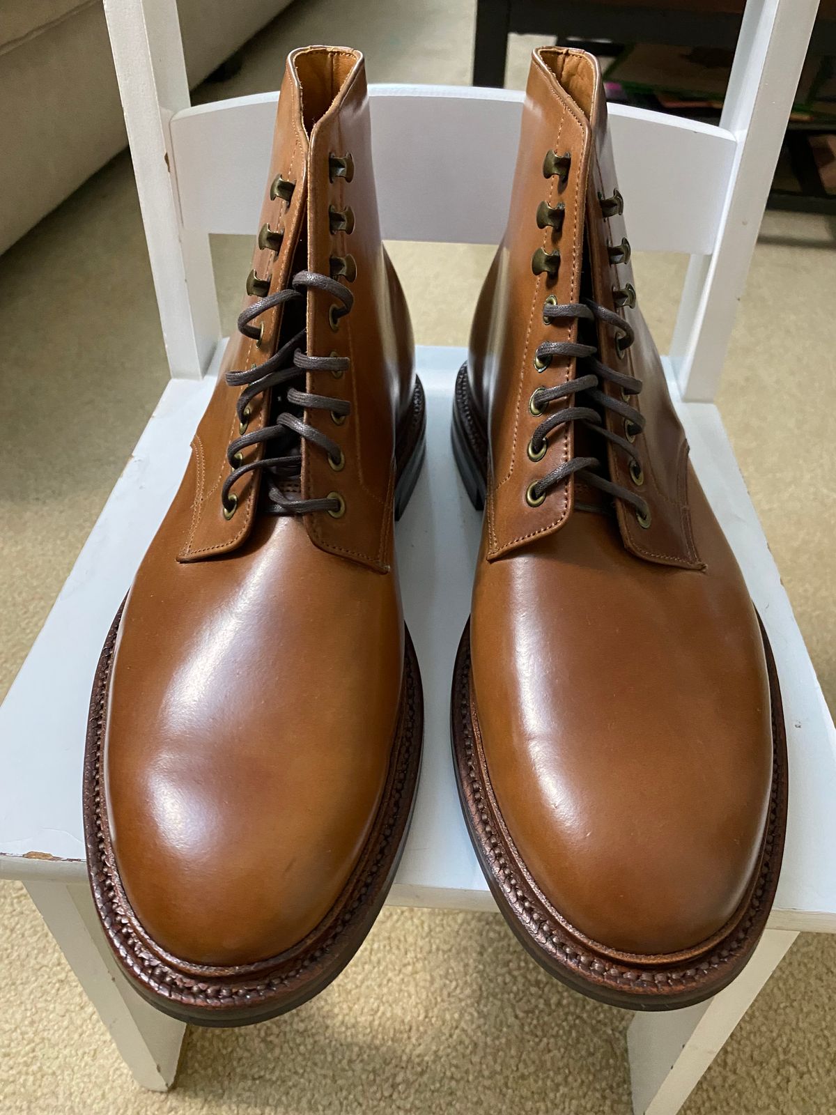 Photo by ZacharyQian on October 2, 2024 of the Grant Stone Edward Boot in Horween Unglazed Natural Shell Cordovan.
