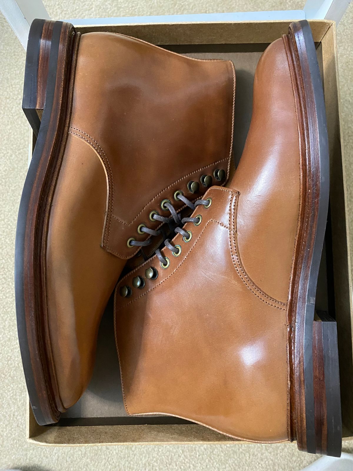 Photo by ZacharyQian on October 2, 2024 of the Grant Stone Edward Boot in Horween Unglazed Natural Shell Cordovan.
