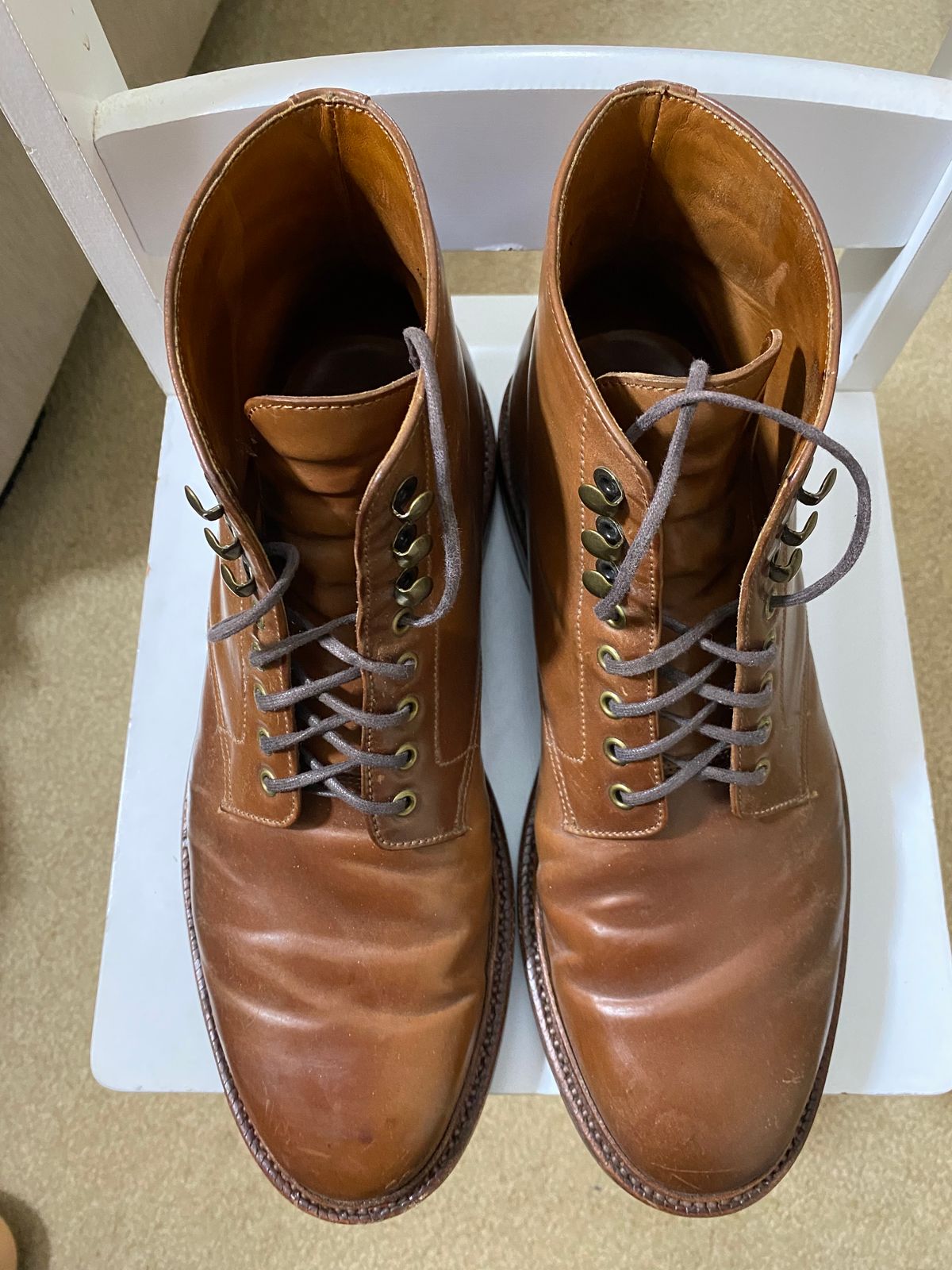 Photo by ZacharyQian on December 5, 2024 of the Grant Stone Edward Boot in Horween Unglazed Natural Shell Cordovan.