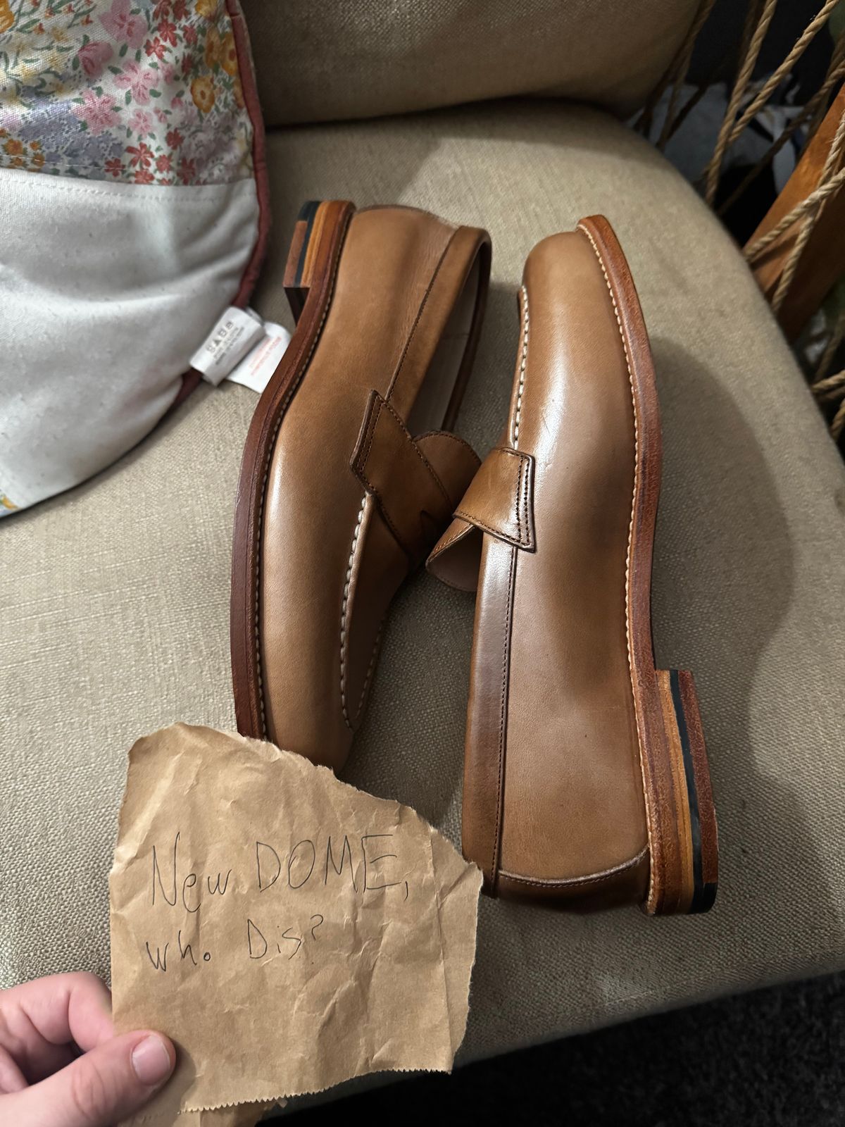 Photo by Keaton on October 1, 2025 of the Grant Stone Traveler Penny in Horween Dune Chromexcel.