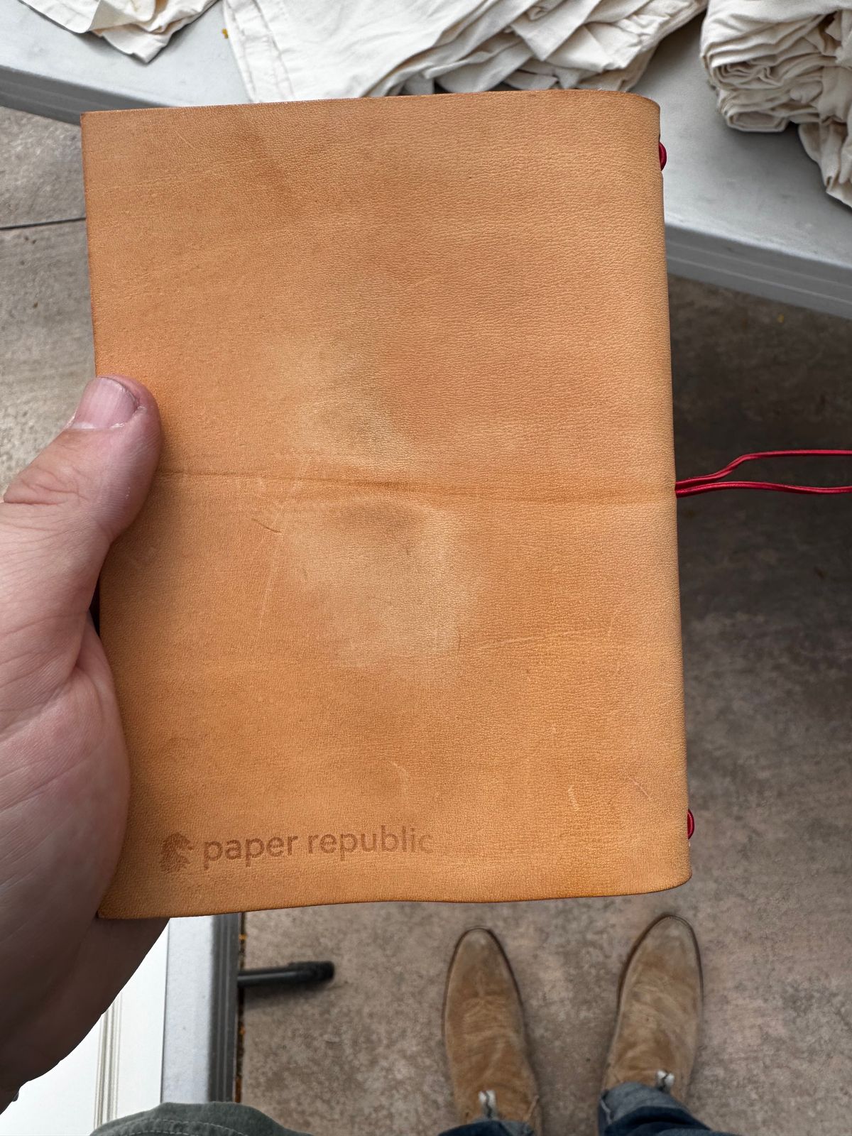 Photo by Keaton on September 13, 2025 of the Paper republic Grand Voyageur in Tuscan Veg Tan.