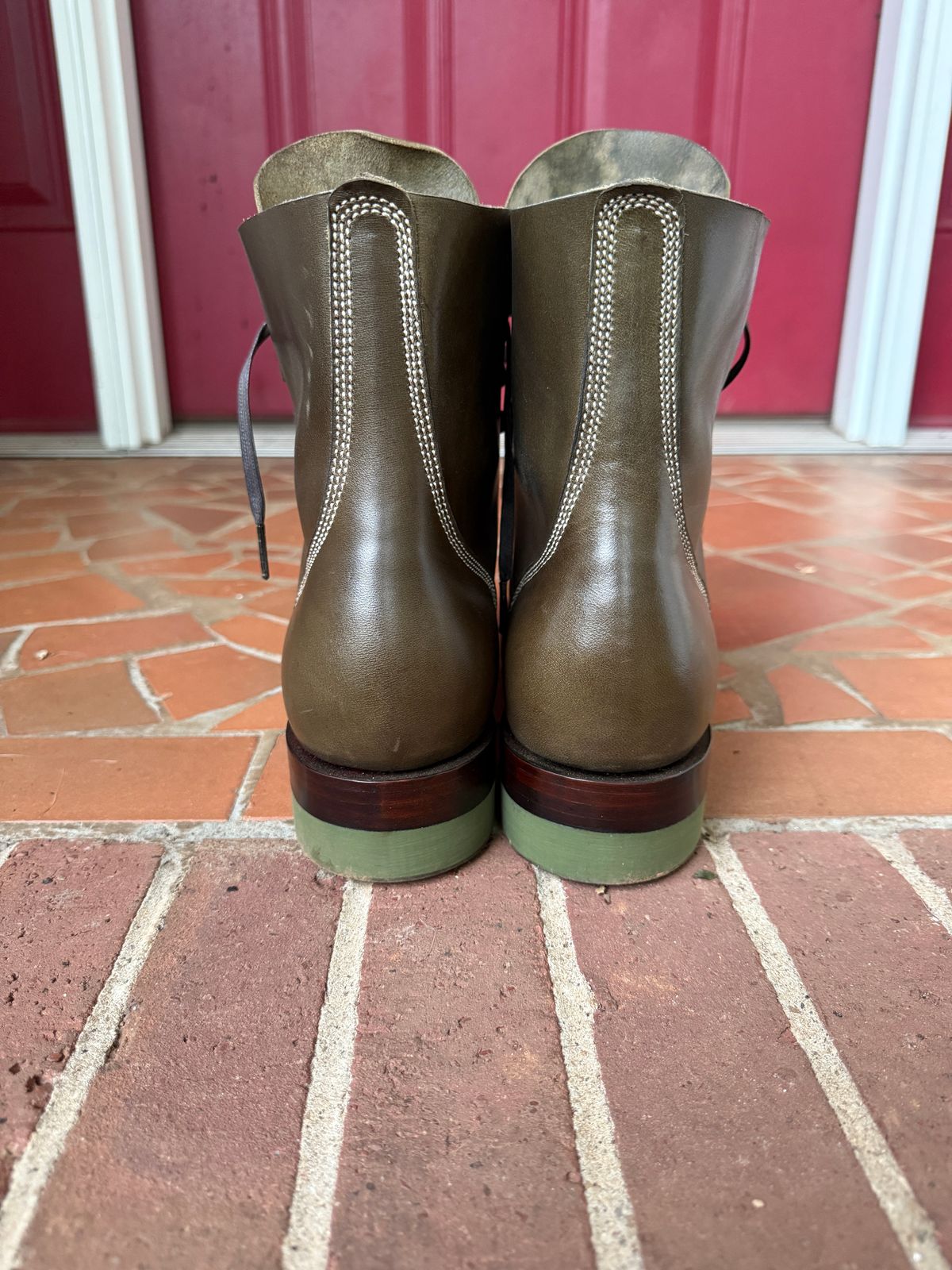 Photo by DinkyDog on October 2, 2025 of the Willie's Handmade Boots Boondocker in Maryam Olive Horsebutt.