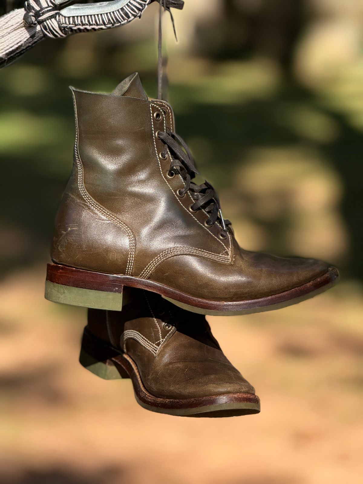 Photo by DinkyDog on October 16, 2025 of the Willie's Handmade Boots Boondocker in Maryam Olive Horsebutt.