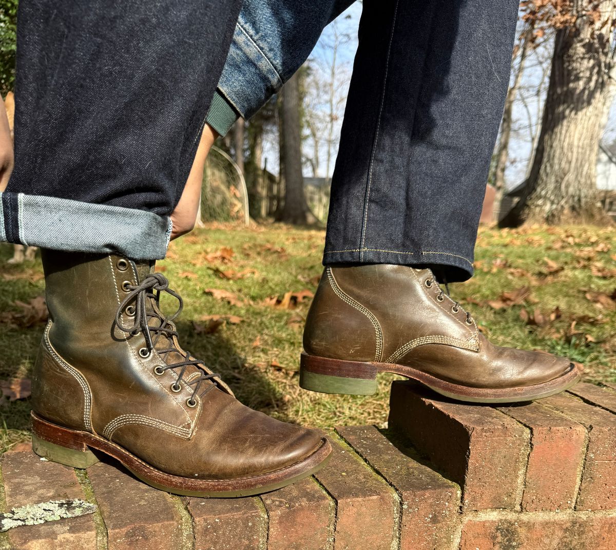 Photo by DinkyDog on December 3, 2025 of the Willie's Handmade Boots Boondocker in Maryam Olive Horsebutt.