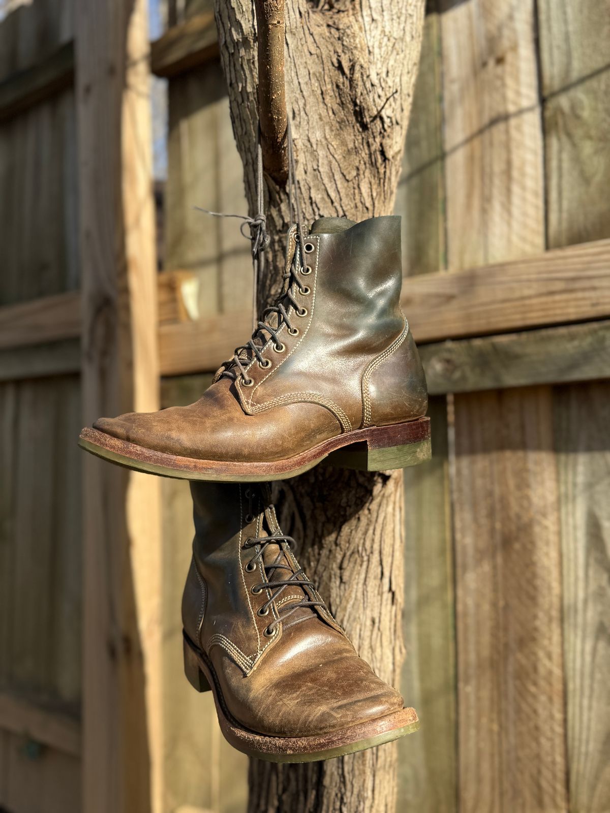 Photo by DinkyDog on December 20, 2025 of the Willie's Handmade Boots Boondocker in Maryam Olive Horsebutt.