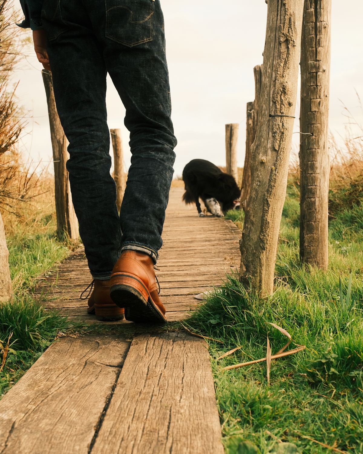 Photo by Clemmach on November 2, 2025 of the Nicks Robert in Horween Ember Waxed Flesh.