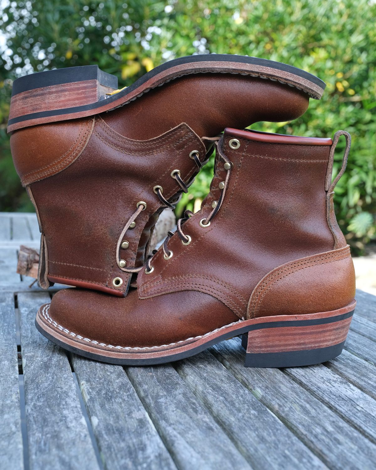 Photo by Clemmach on October 26, 2025 of the Nicks Robert in Horween Ember Waxed Flesh.