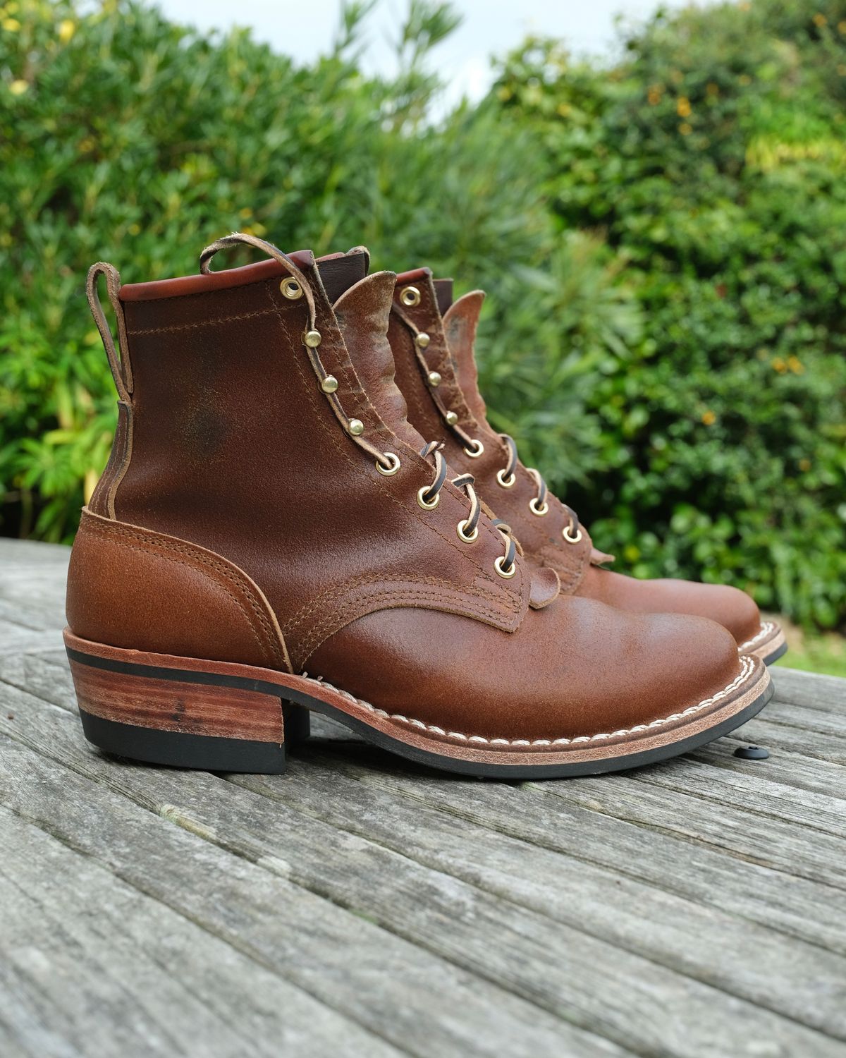 Photo by Clemmach on October 26, 2025 of the Nicks Robert in Horween Ember Waxed Flesh.