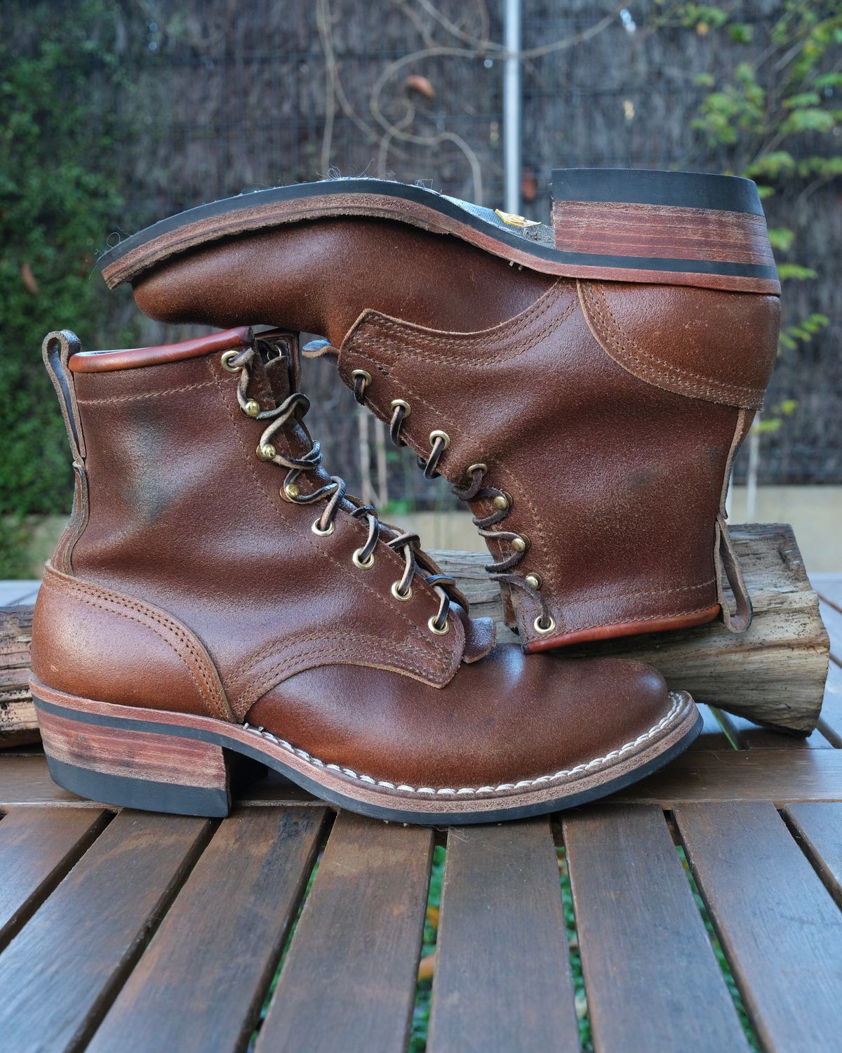 Photo by Clemmach on November 24, 2025 of the Nicks Robert in Horween Ember Waxed Flesh.