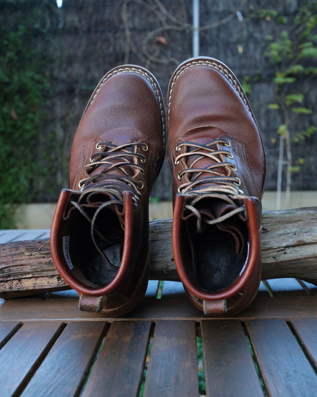 Photo by Clemmach on November 24, 2025 of the Nicks Robert in Horween Ember Waxed Flesh.