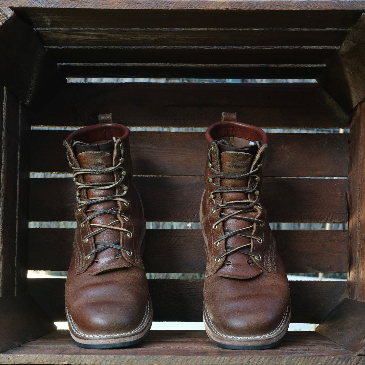 Photo by Clemmach on December 26, 2025 of the Nicks Robert in Horween Ember Waxed Flesh.