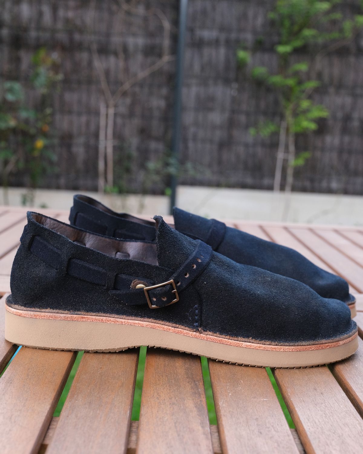 Photo by Clemmach on October 1, 2025 of the Oak Street Bootmakers Country Loafer in Horween Natural Indigo Chromexcel Roughout.