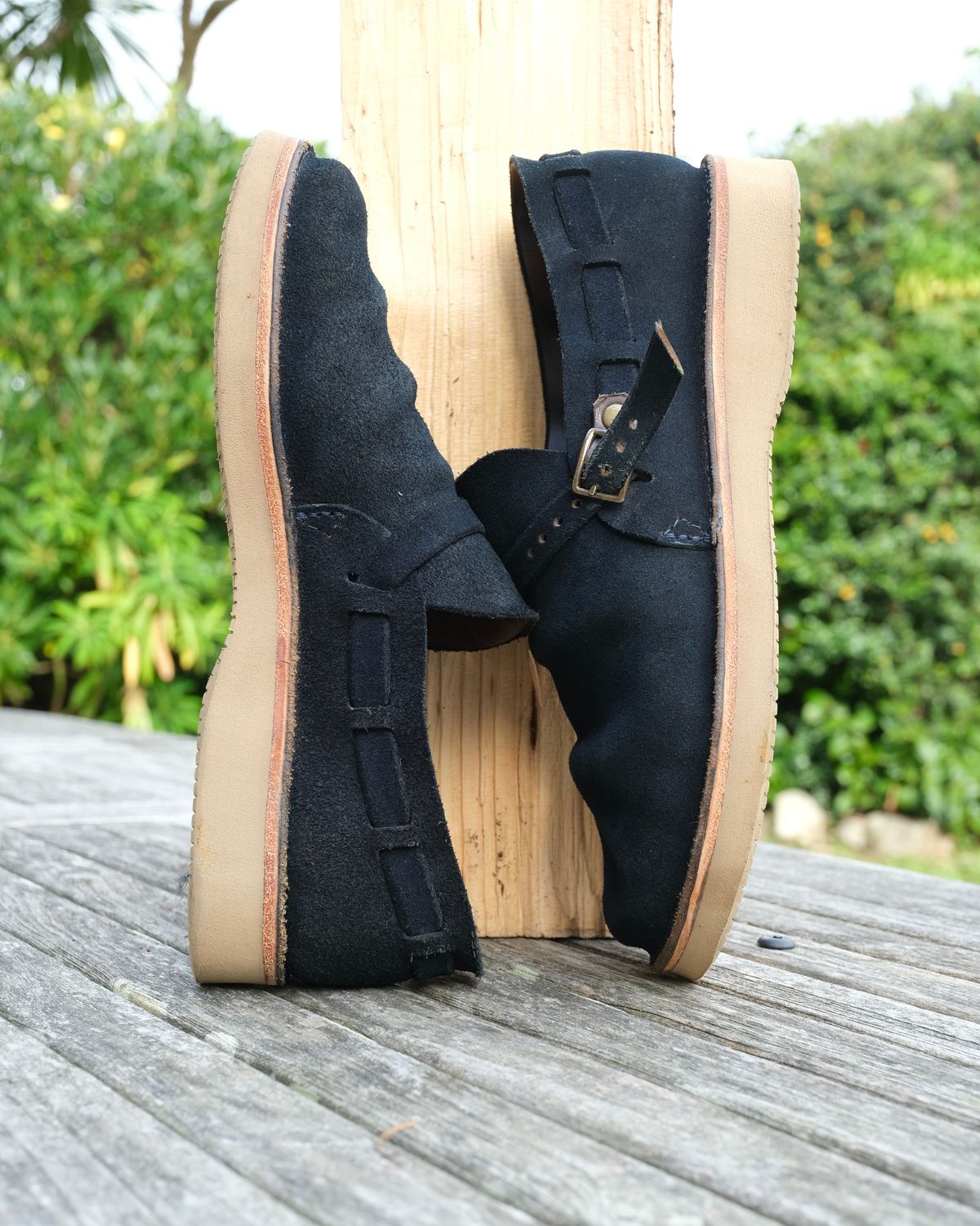 Photo by Clemmach on October 26, 2025 of the Oak Street Bootmakers Country Loafer in Horween Natural Indigo Chromexcel Roughout.