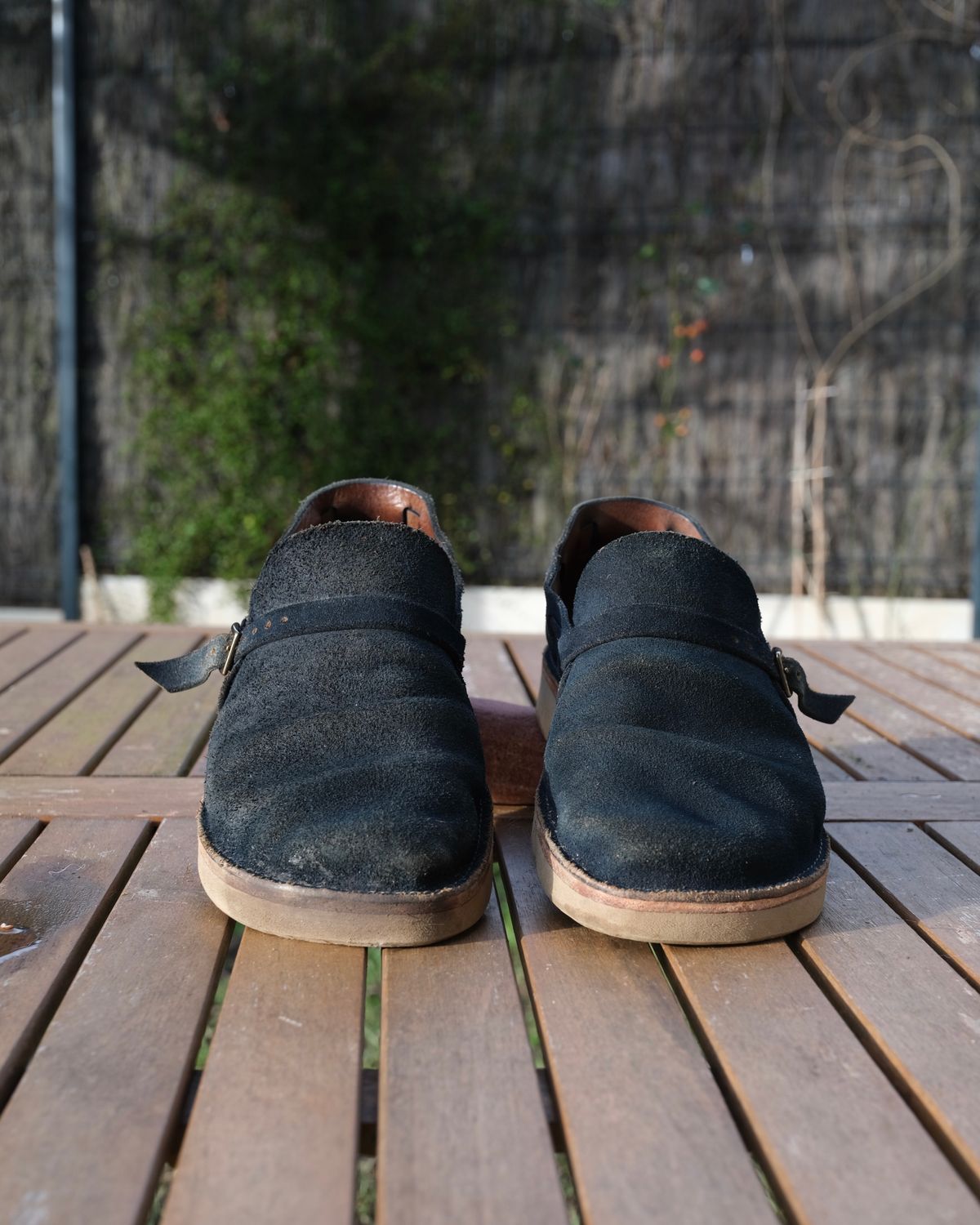 Photo by Clemmach on January 25, 2026 of the Oak Street Bootmakers Country Loafer in Horween Natural Indigo Chromexcel Roughout.