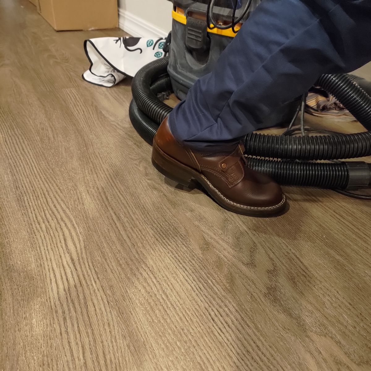 Photo by 3ringCircu5 on June 3, 2025 of the Nicks Heritage TankerPro in Horween Brown Chromexcel.