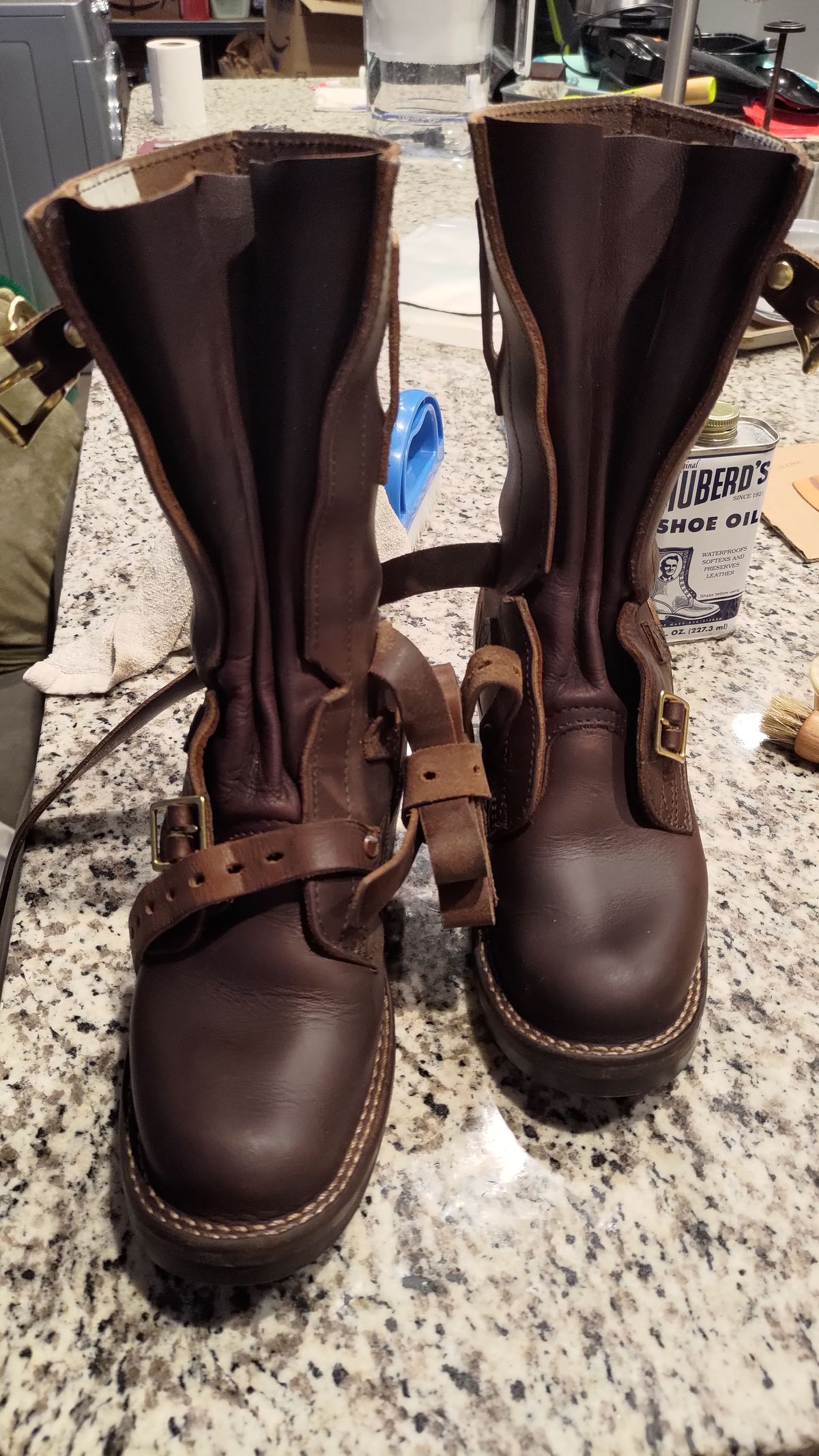 Photo by 3ringCircu5 on August 16, 2025 of the Nicks Heritage TankerPro in Horween Brown Chromexcel.