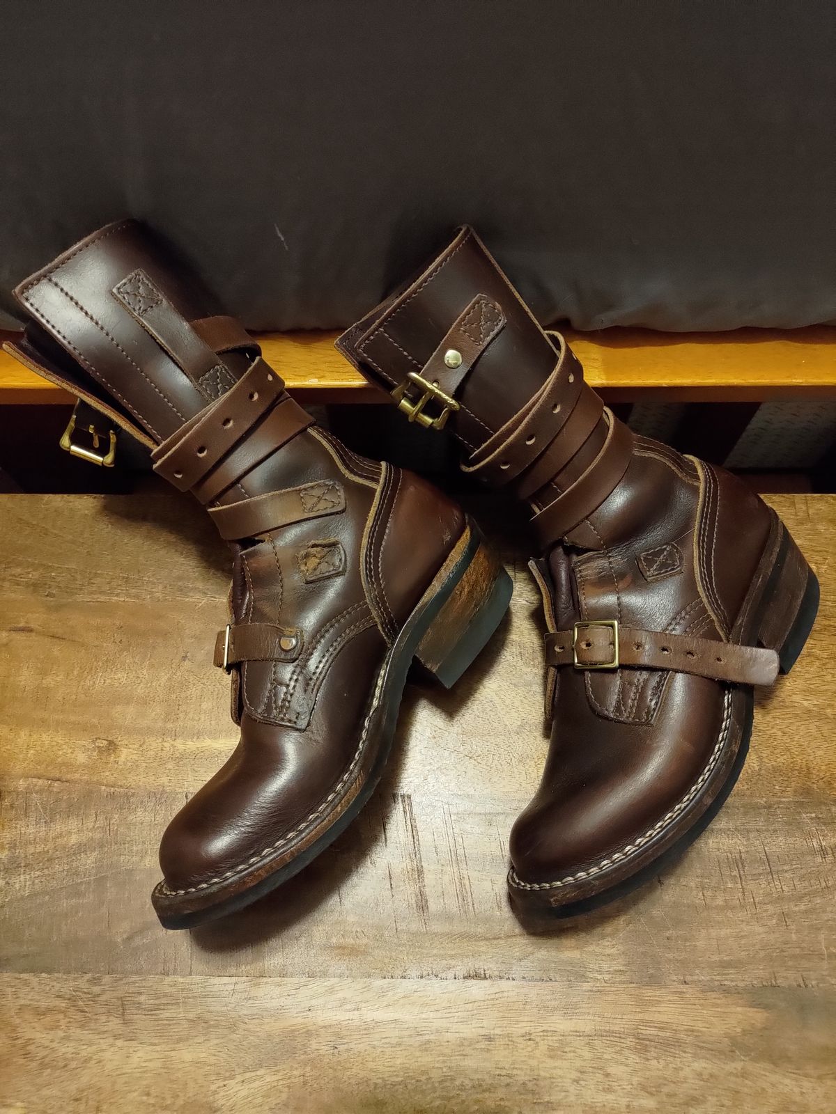 Photo by 3ringCircu5 on September 23, 2025 of the Nicks Heritage TankerPro in Horween Brown Chromexcel.