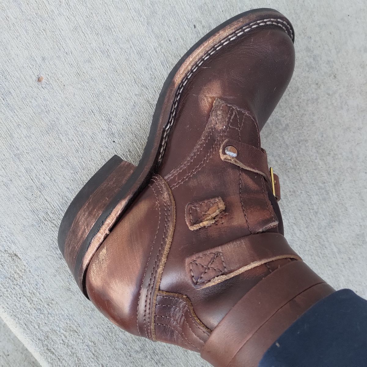 Photo by 3ringCircu5 on June 10, 2025 of the Nicks Heritage TankerPro in Horween Brown Chromexcel.