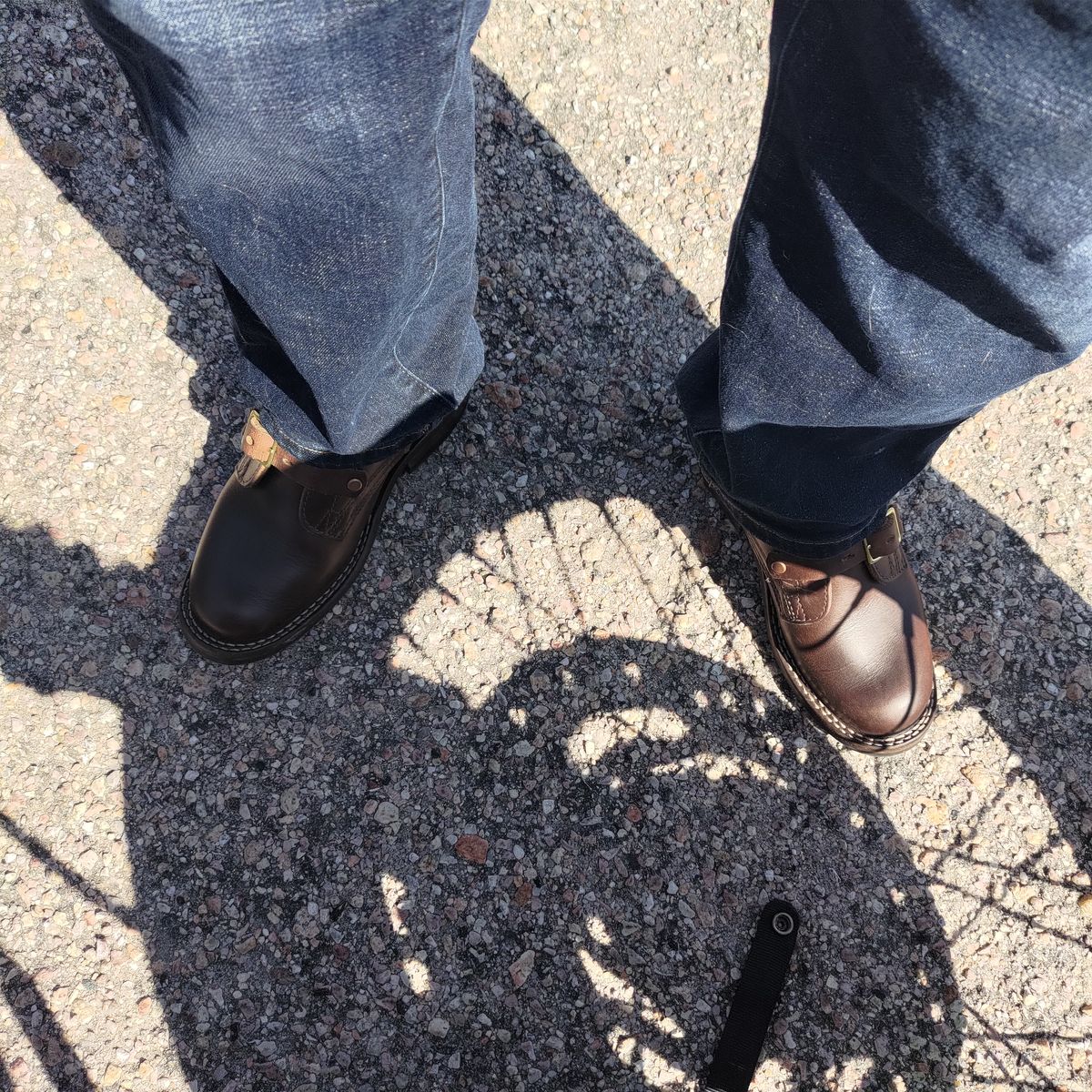 Photo by 3ringCircu5 on June 7, 2025 of the Nicks Heritage TankerPro in Horween Brown Chromexcel.