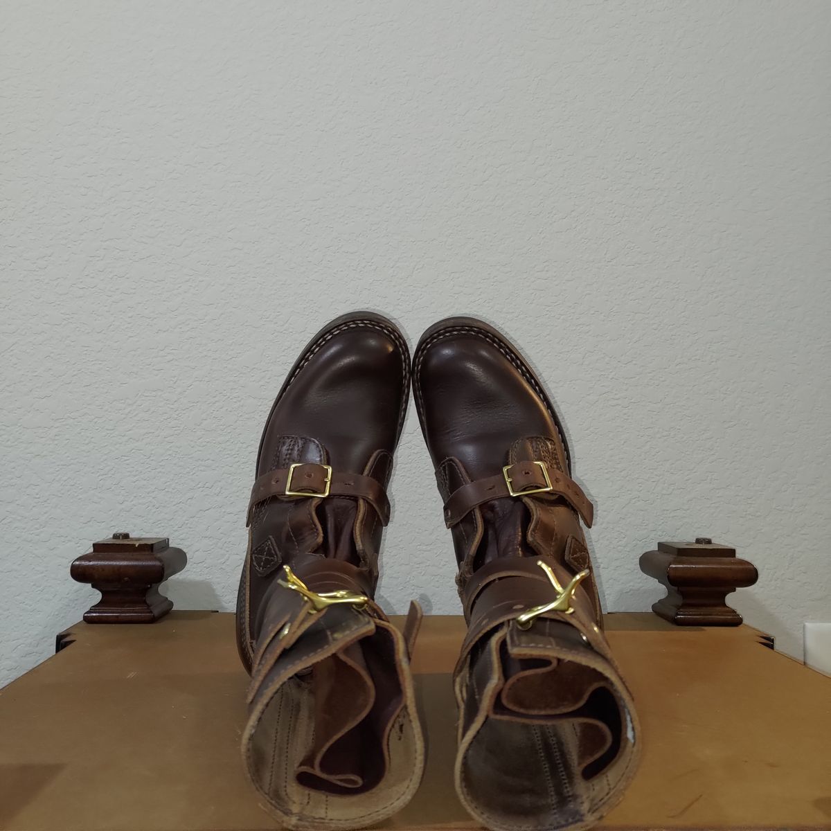 Photo by 3ringCircu5 on December 23, 2025 of the Nicks Heritage TankerPro in Horween Brown Chromexcel.