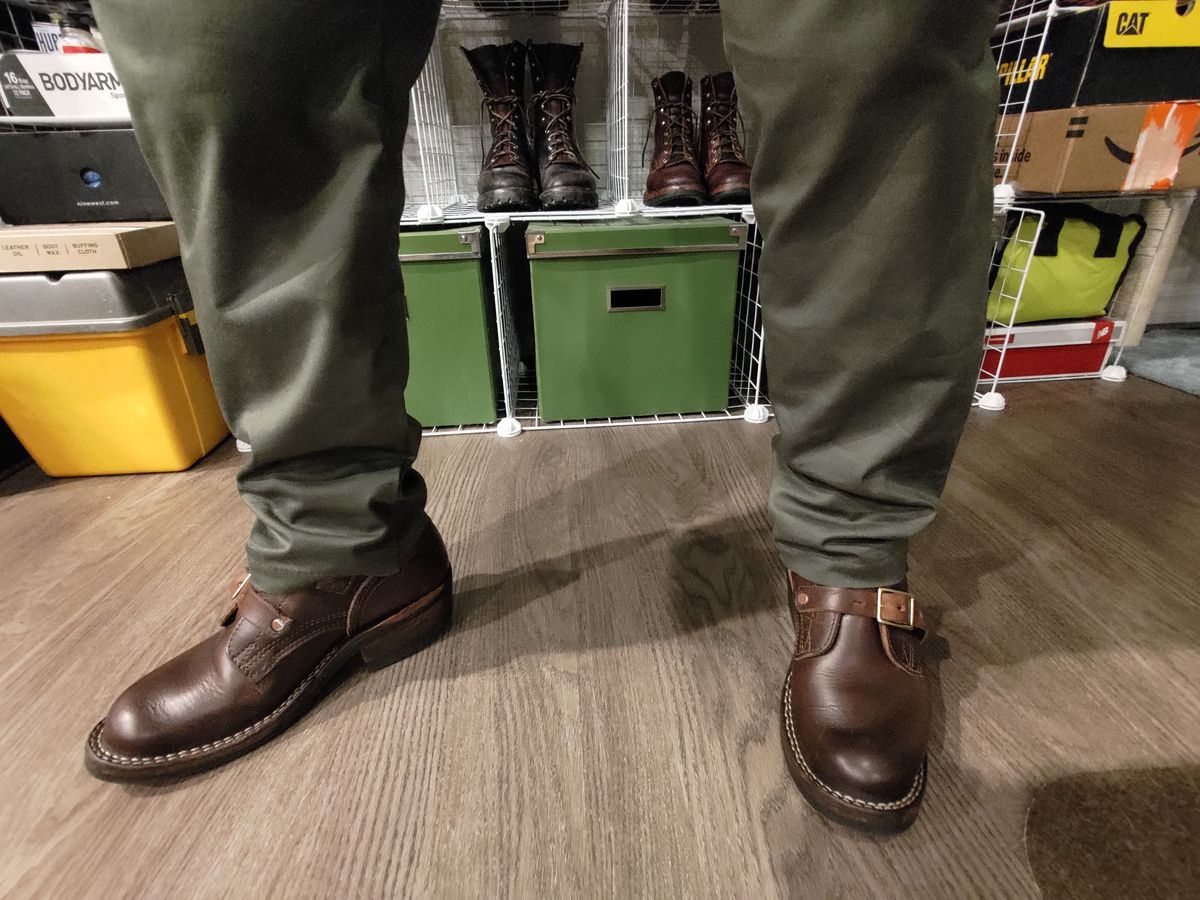 Photo by 3ringCircu5 on September 23, 2025 of the Nicks Heritage TankerPro in Horween Brown Chromexcel.