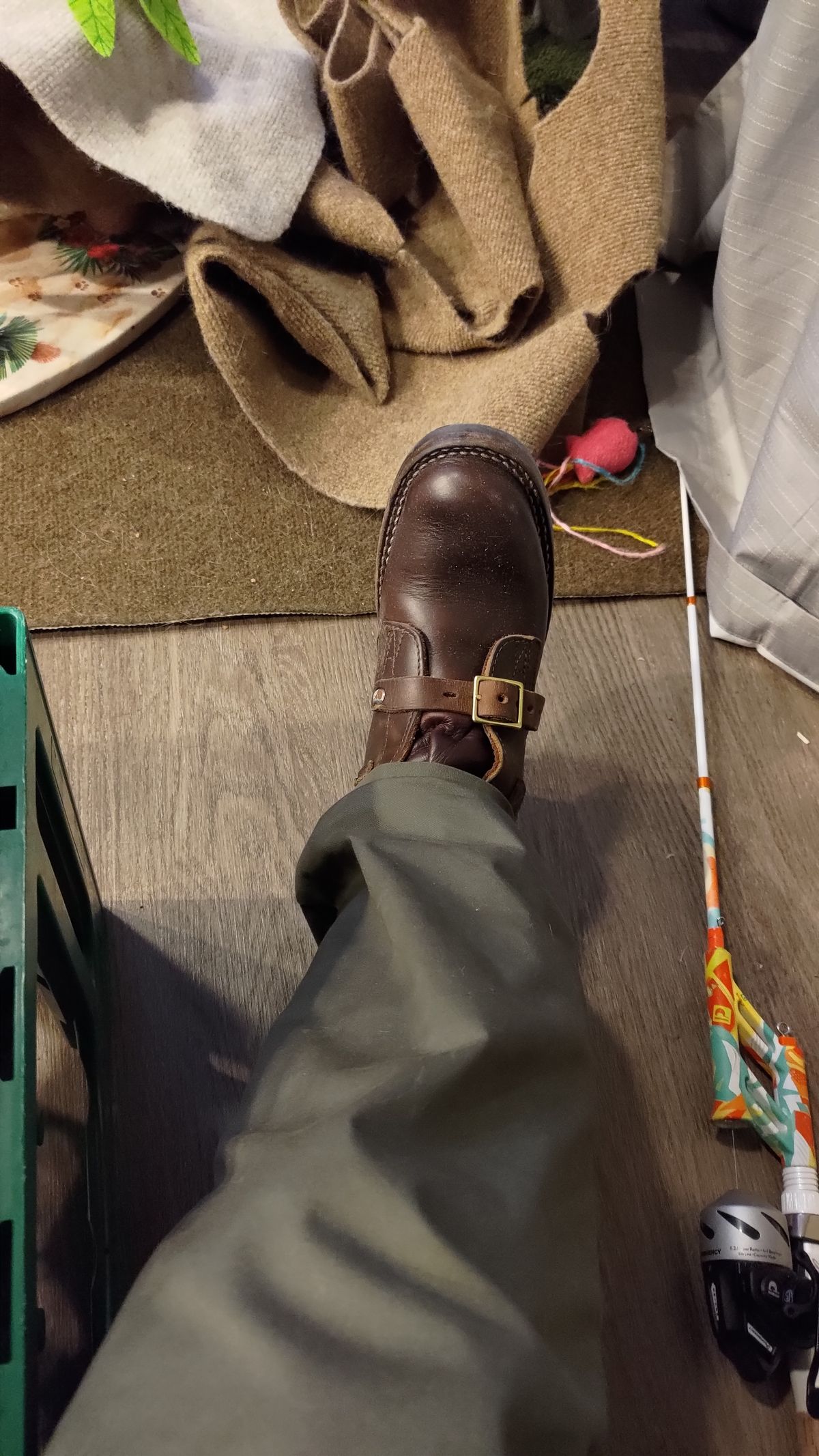 Photo by 3ringCircu5 on December 31, 2025 of the Nicks Heritage TankerPro in Horween Brown Chromexcel.